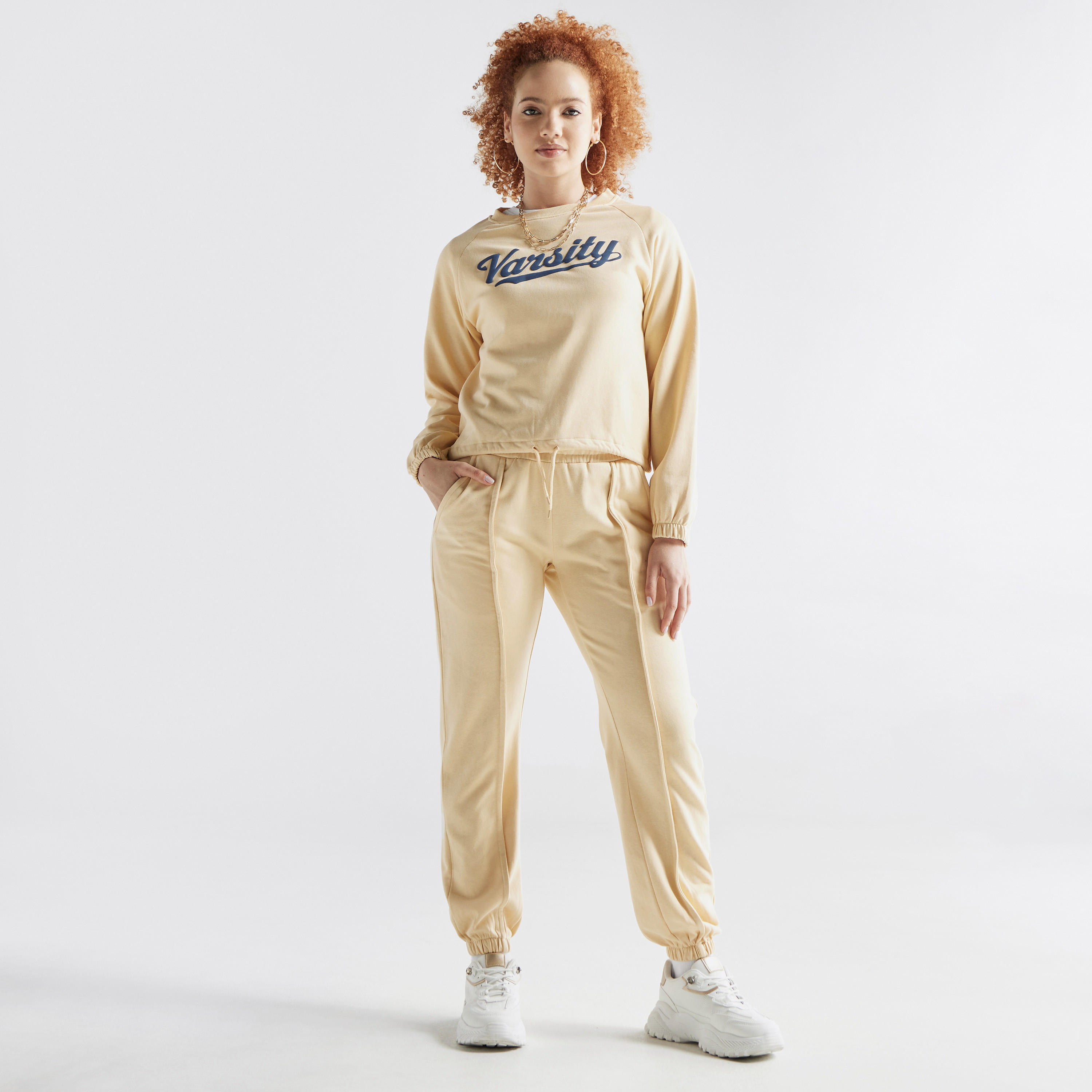 سويت شيرت بأكمام طويلة وطبعات-women-winterwear-hoodiesandsweatshirts-sweatshirts-image-3