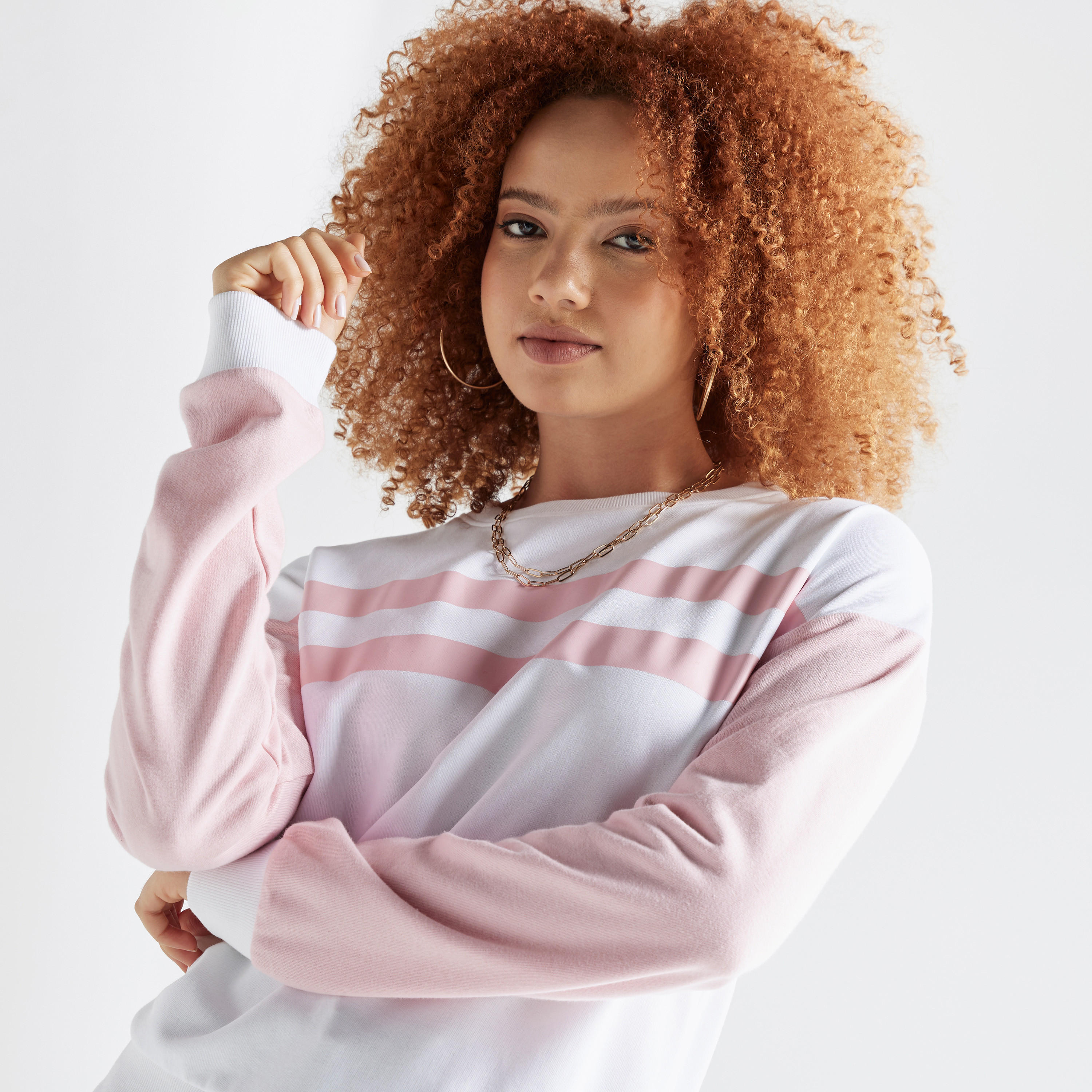 سويت شيرت بأكمام طويلة وطبعات-women-winterwear-hoodiesandsweatshirts-sweatshirts-image-1