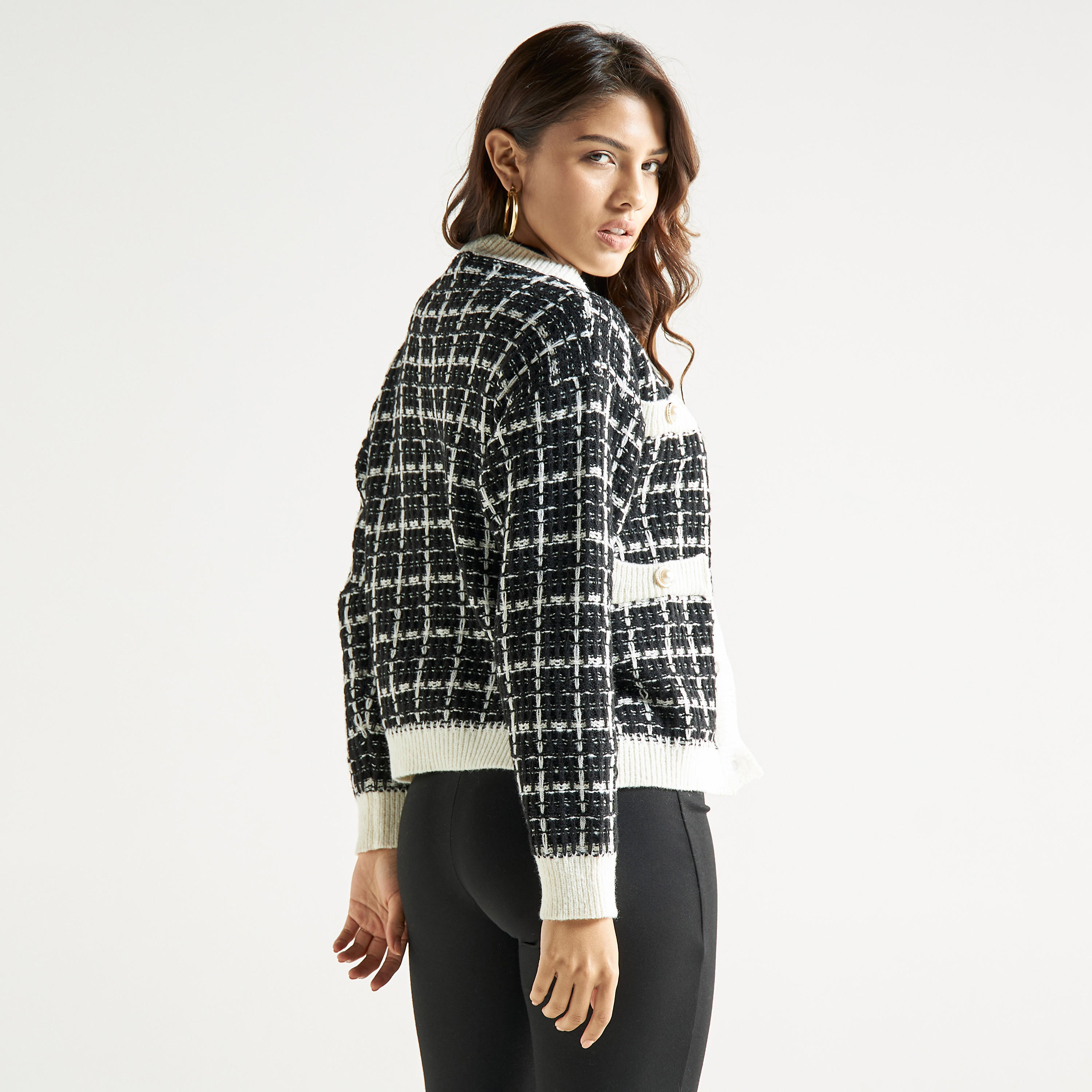 كارديجان كاروهات بياقة v وأكمام طويلة-women-winterwear-cardigansandjumpers-cardigans-image-3