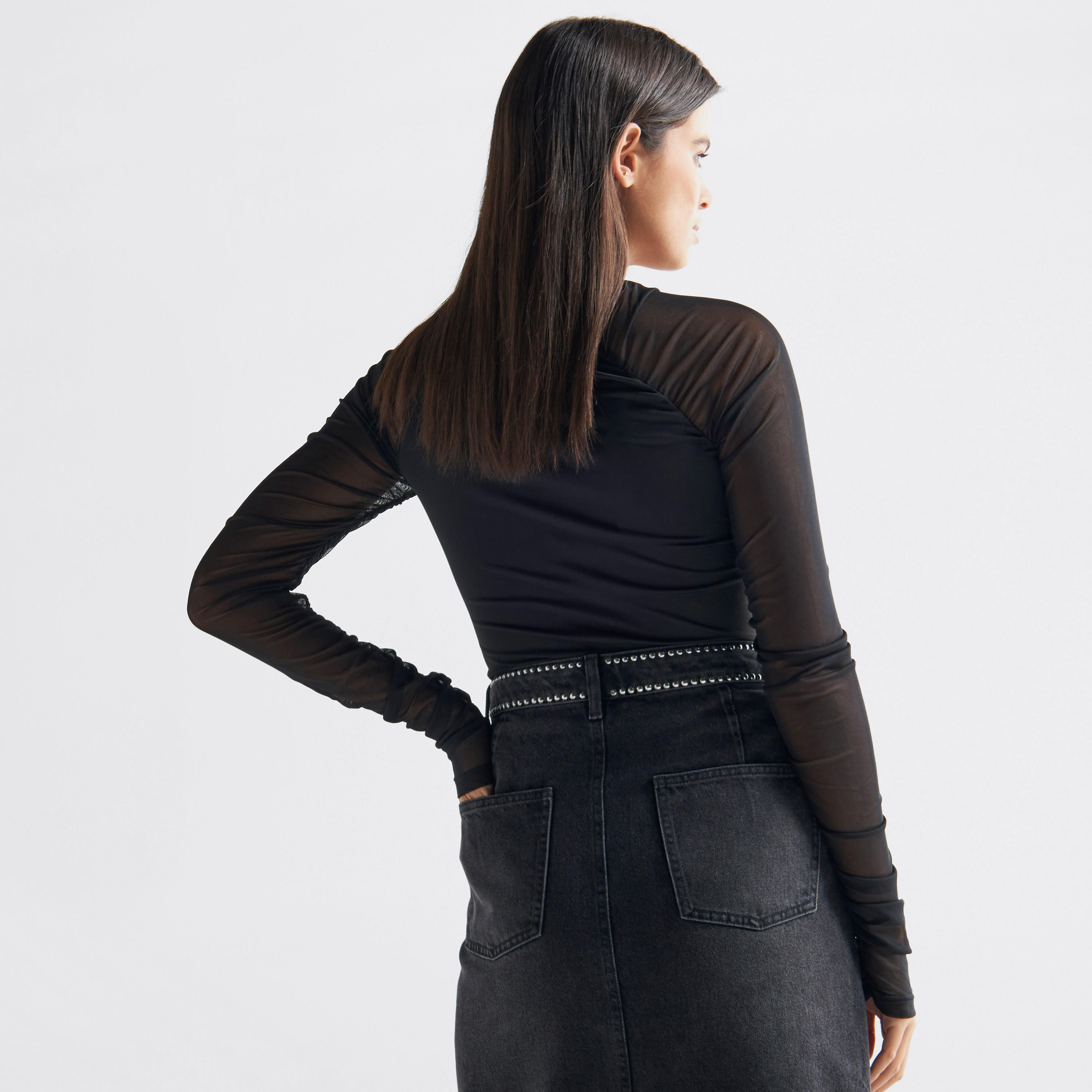 بودي سوت سادة بياقة مستديرة وأكمام قصيرة-women-clothing-tshirts-image-2