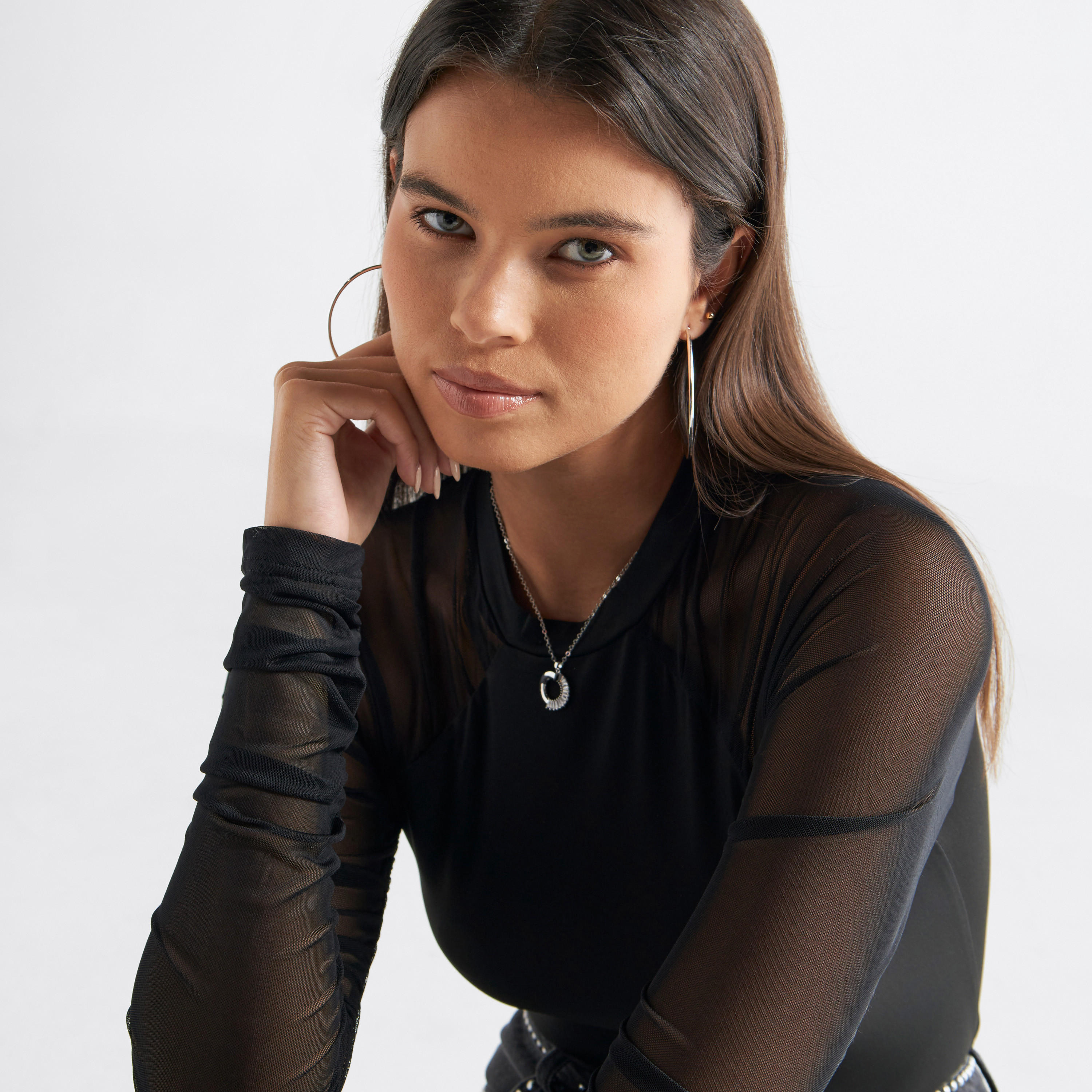 بودي سوت سادة بياقة مستديرة وأكمام قصيرة-women-clothing-tshirts-image-1