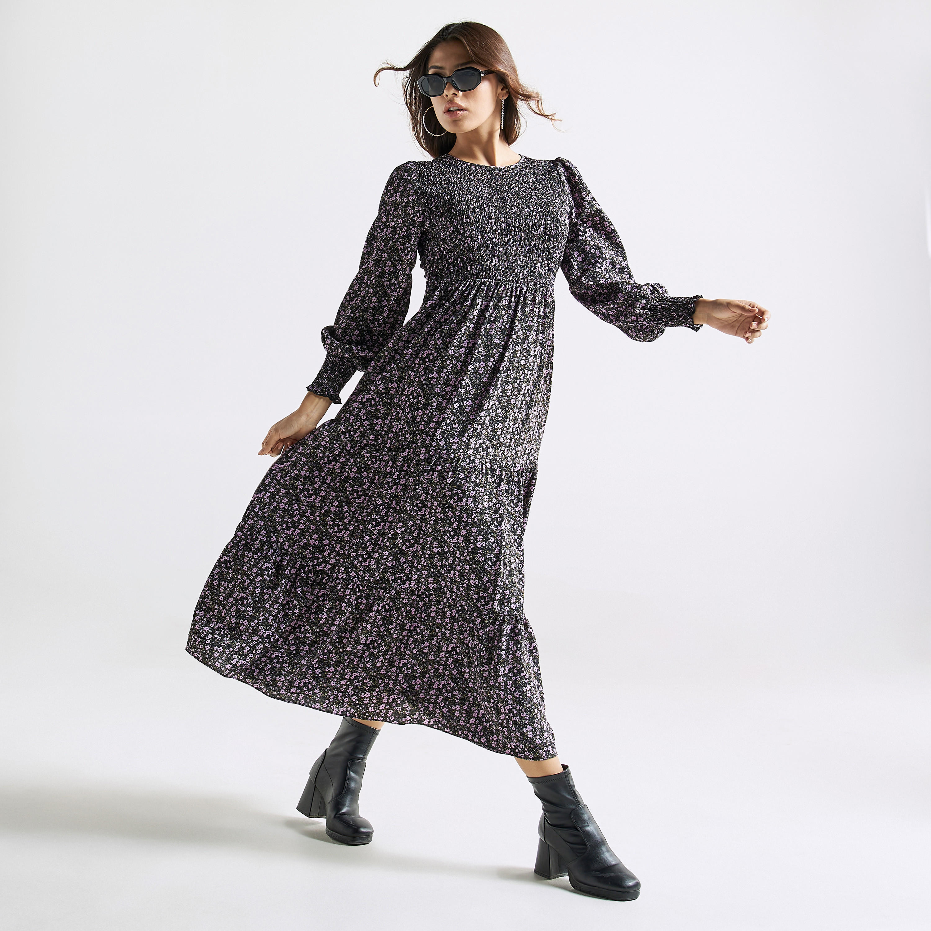 فستان متعدّد الطبقات بطبعات أزهار وياقة ضيقة وأكمام طويلة-women-clothing-dresses-image-2
