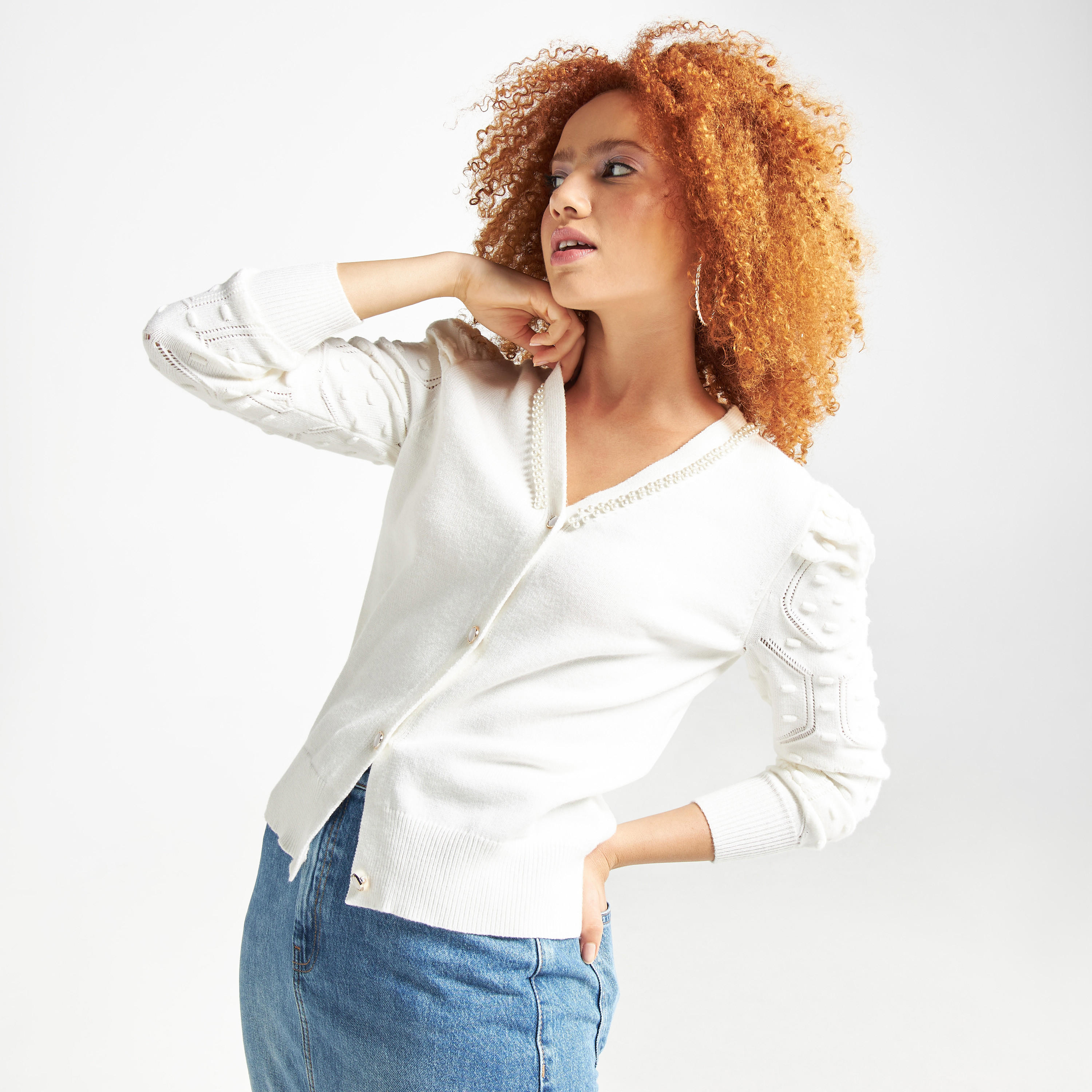 كارديجان مزيّن باللؤلؤ بياقة v وأكمام طويلة-women-winterwear-cardigansandjumpers-cardigans-image-1