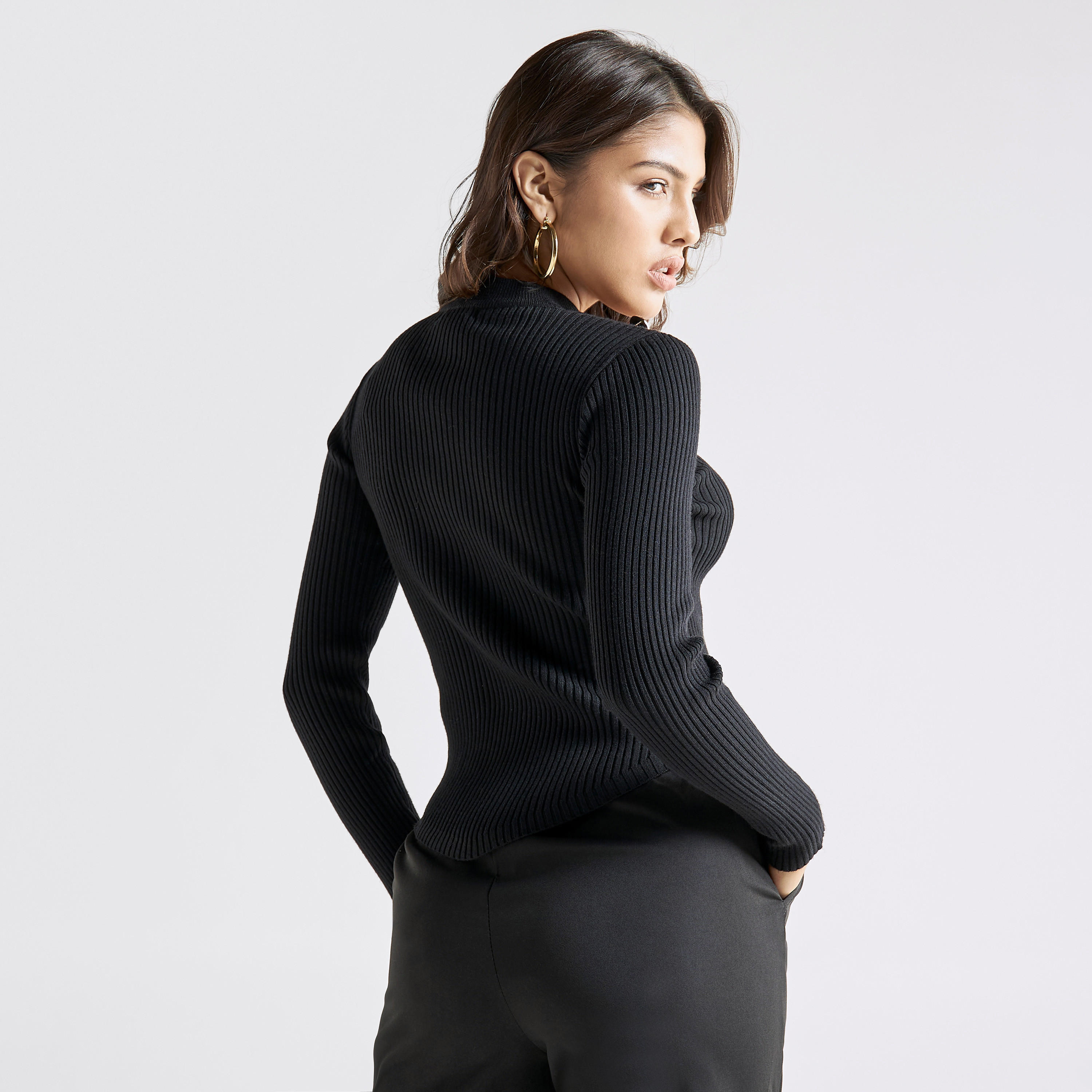كنزة مزيّنة بتفاصيل مفرّغة وأكمام طويلة-women-clothing-cardigansandjumpers-jumpers-image-3