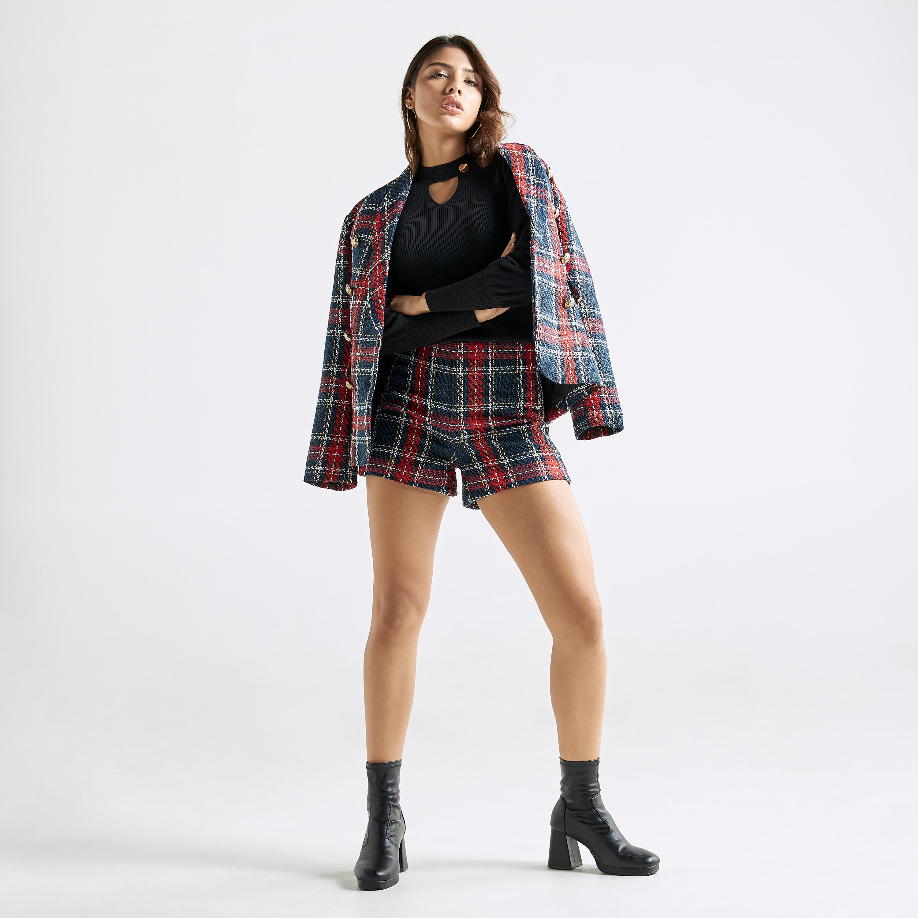 كنزة بارزة الملمس بأكمام طويلة وتفاصيل مفرّغة-women-clothing-cardigansandjumpers-jumpers-image-2