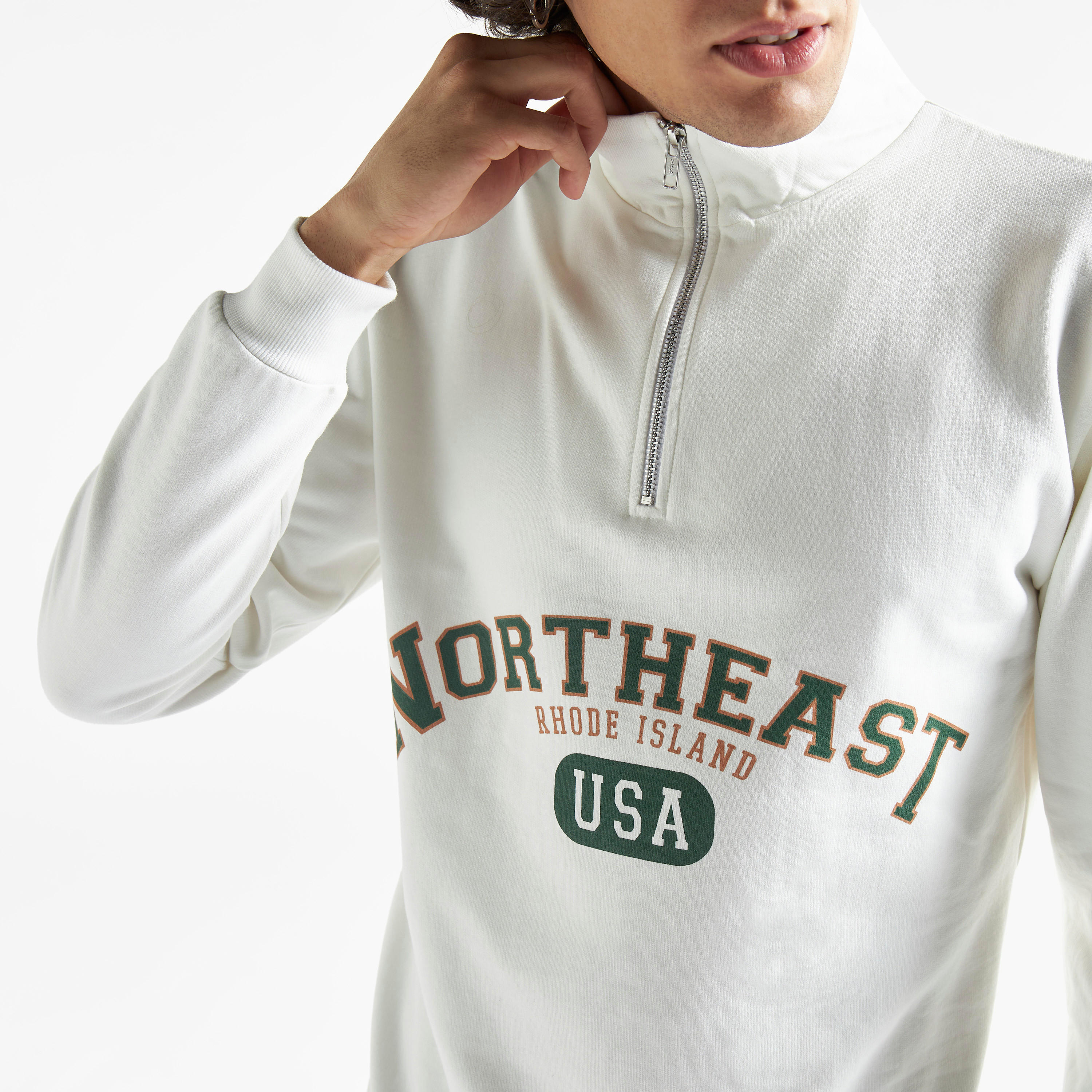 سويت شيرت بطبعات بياقة عالية وسحّاب إغلاق-men-winterwear-hoodiesandsweatshirts-image-1