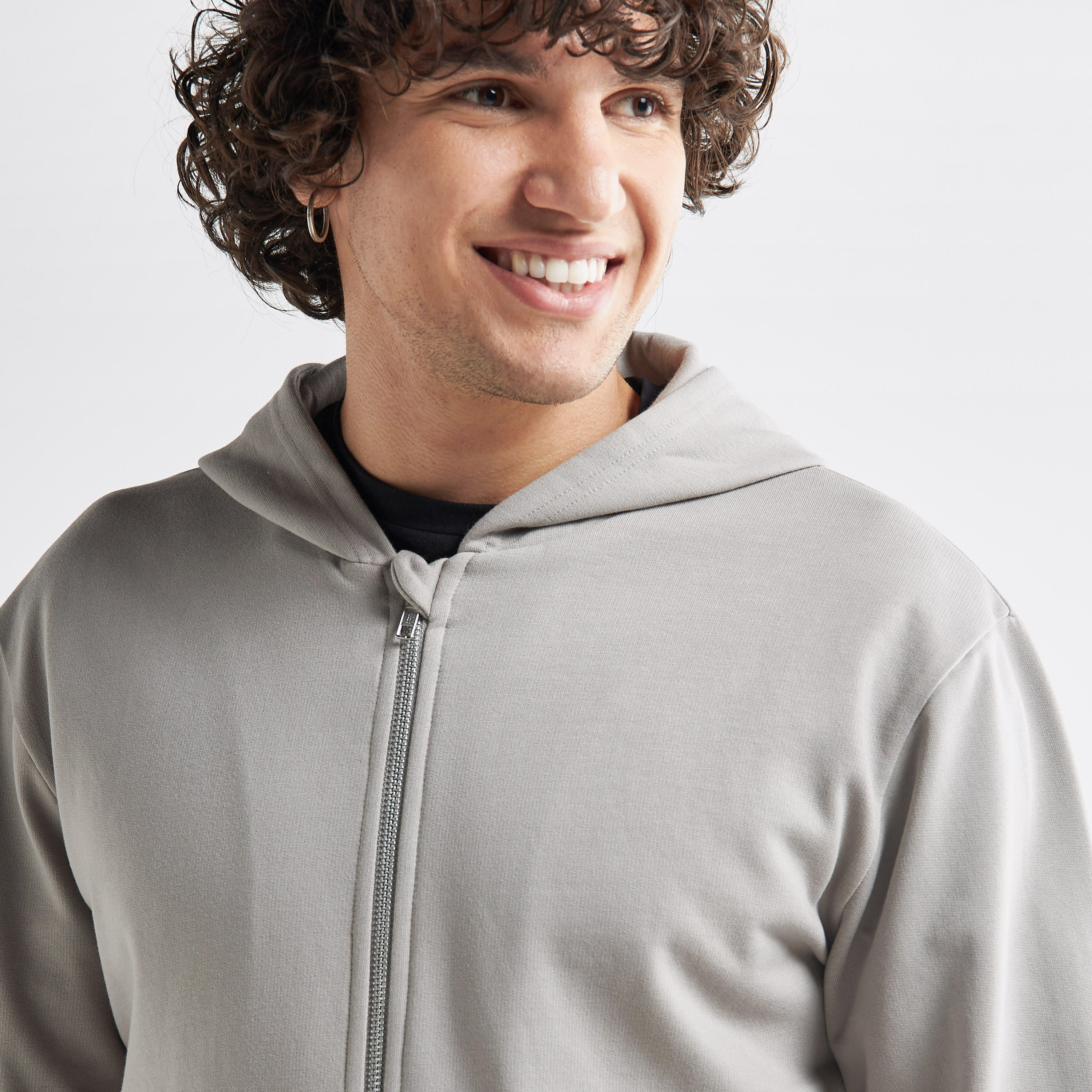 Solid Zip-Through Hoodie with Long Sleeves and Pockets-men-winterwear-hoodiesandsweatshirts-image-4