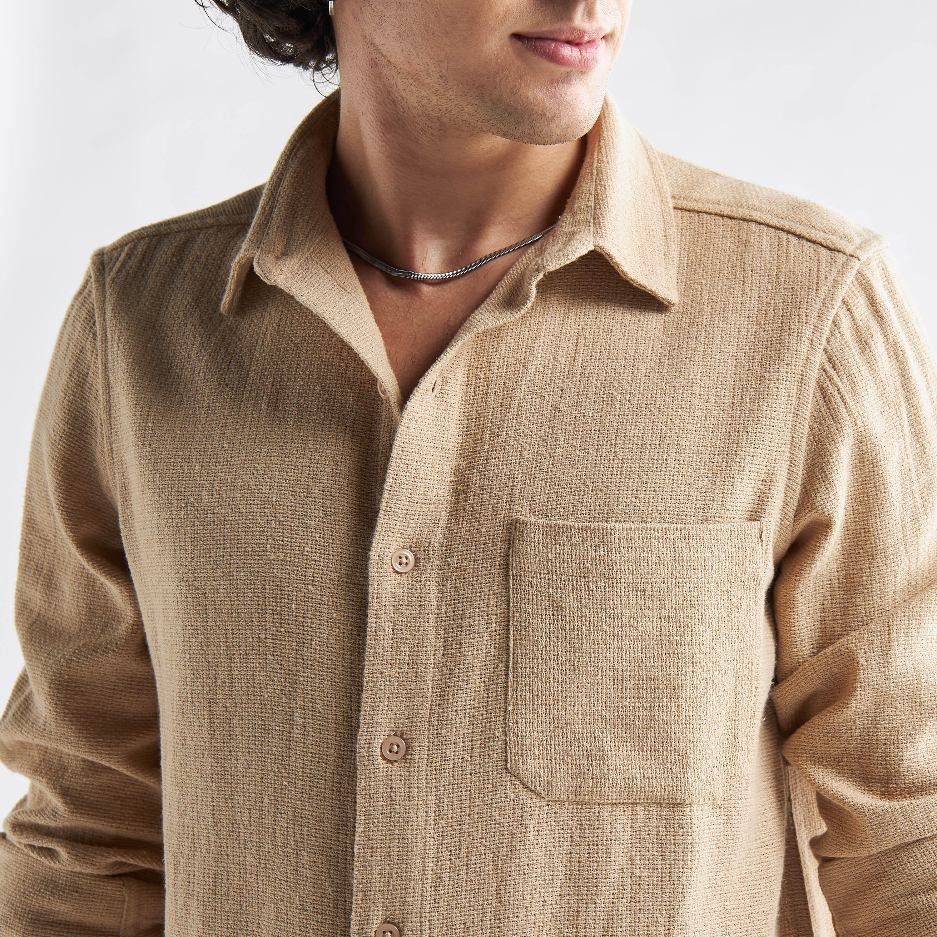 قميص بارز الملمس بأكمام طويلة وجيب-men-clothing-shirts-image-4