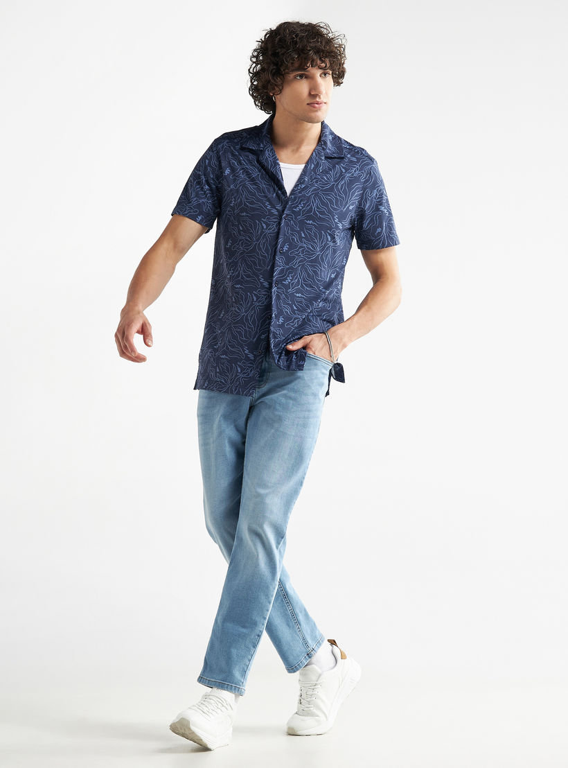 قميص بياقة كامب وأكمام قصيرة وطبعات-men-clothing-shirts-image-3