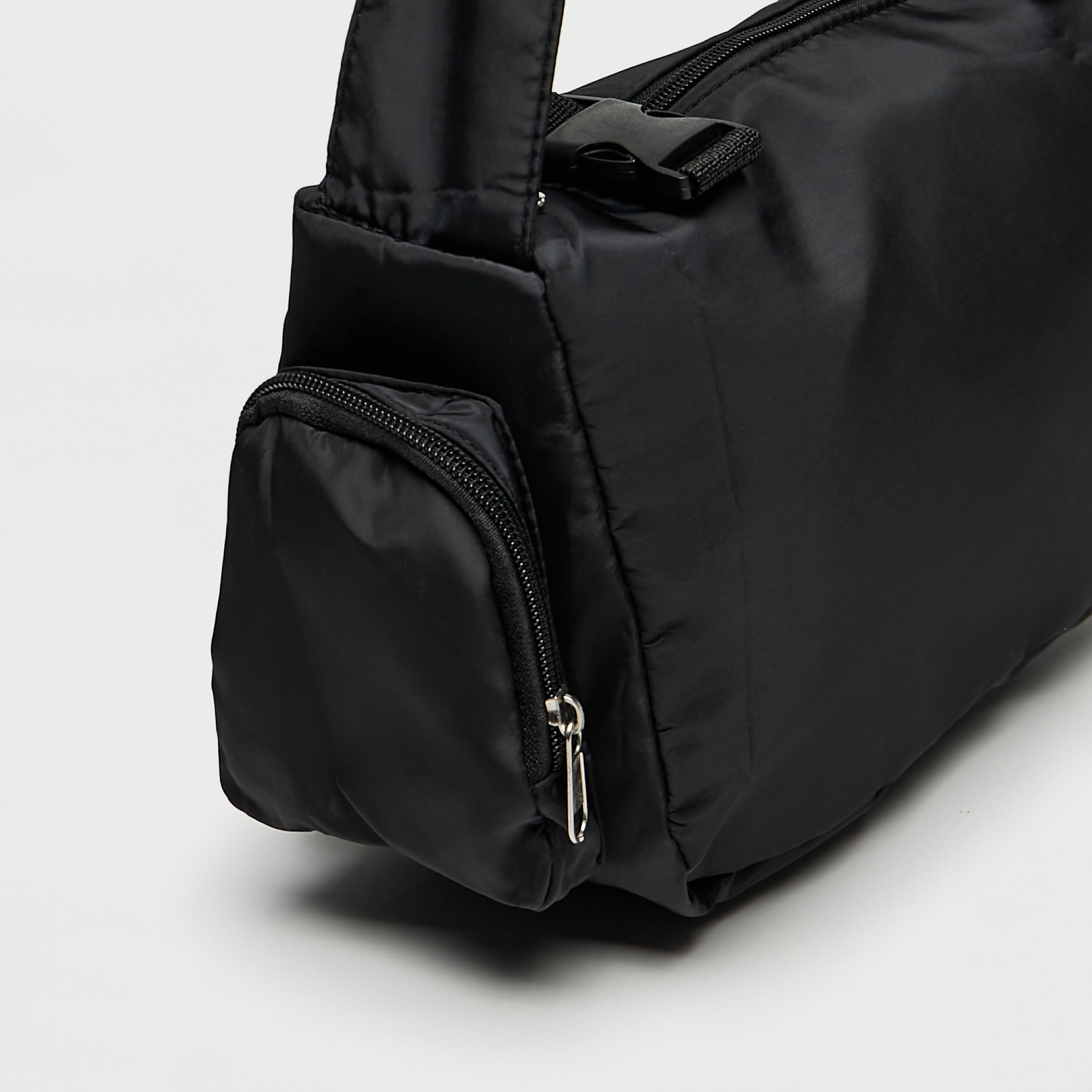 شنطة كروس بودي سادة بحزام قابل للتّعديل وسحّاب إغلاق-men-bags-image-2