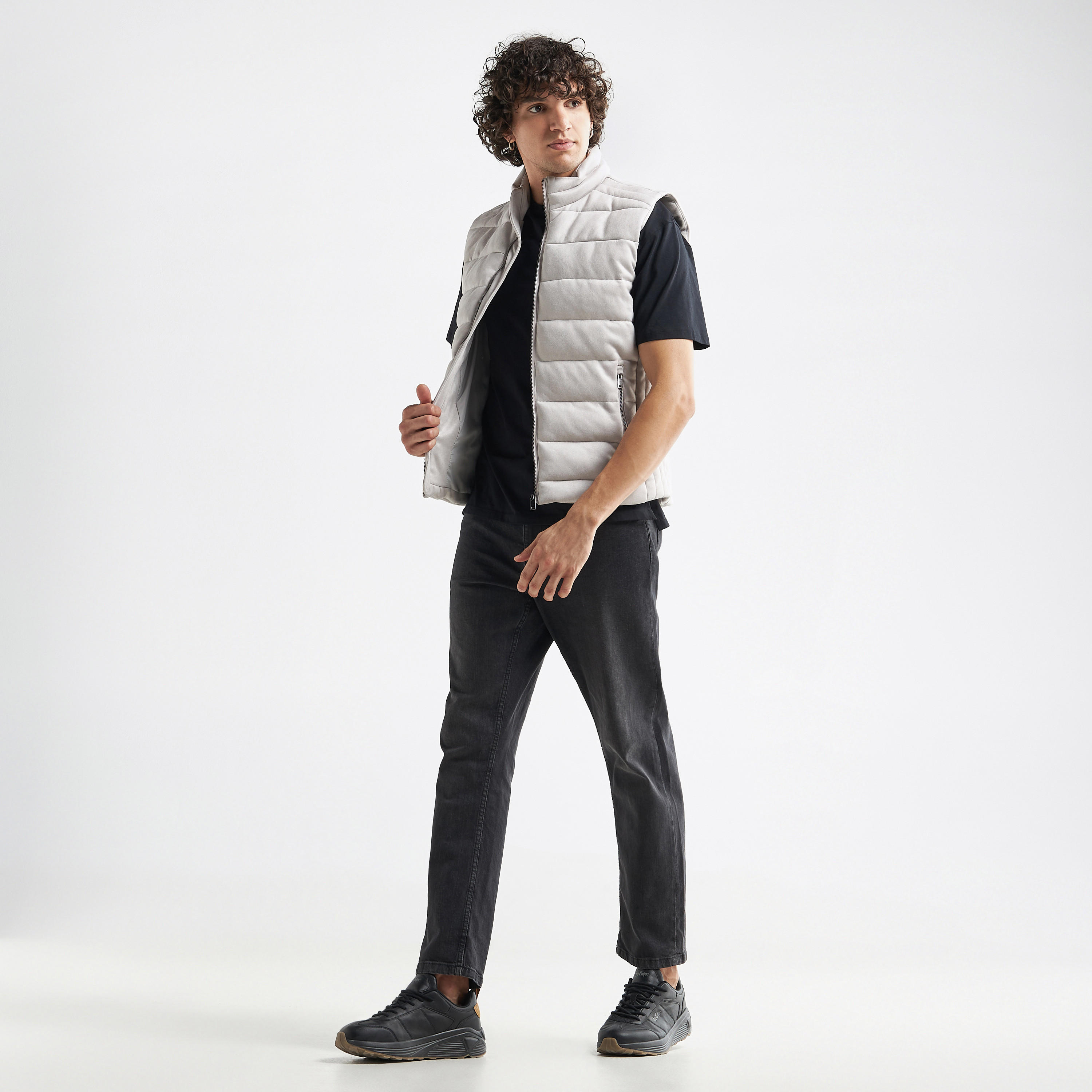 Quilted Zip Through Sleeveless Jacket with Pockets-men-clothing-jacketsandblazers-jackets-image-2