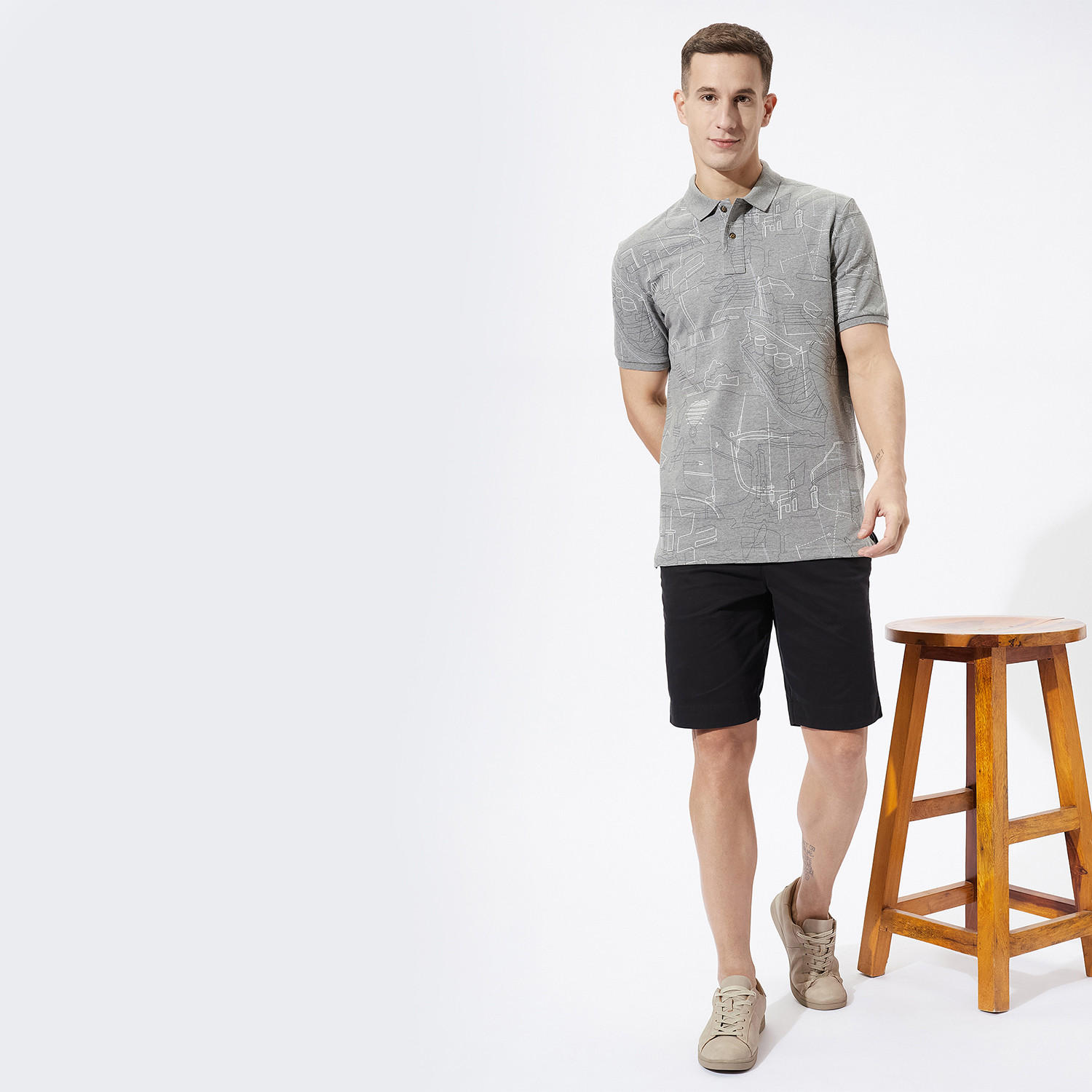 تيشيرت بولو بأكمام قصيرة وطبعات من فهرنهايت-men-clothing-tshirtsandpolos-polos-image-2