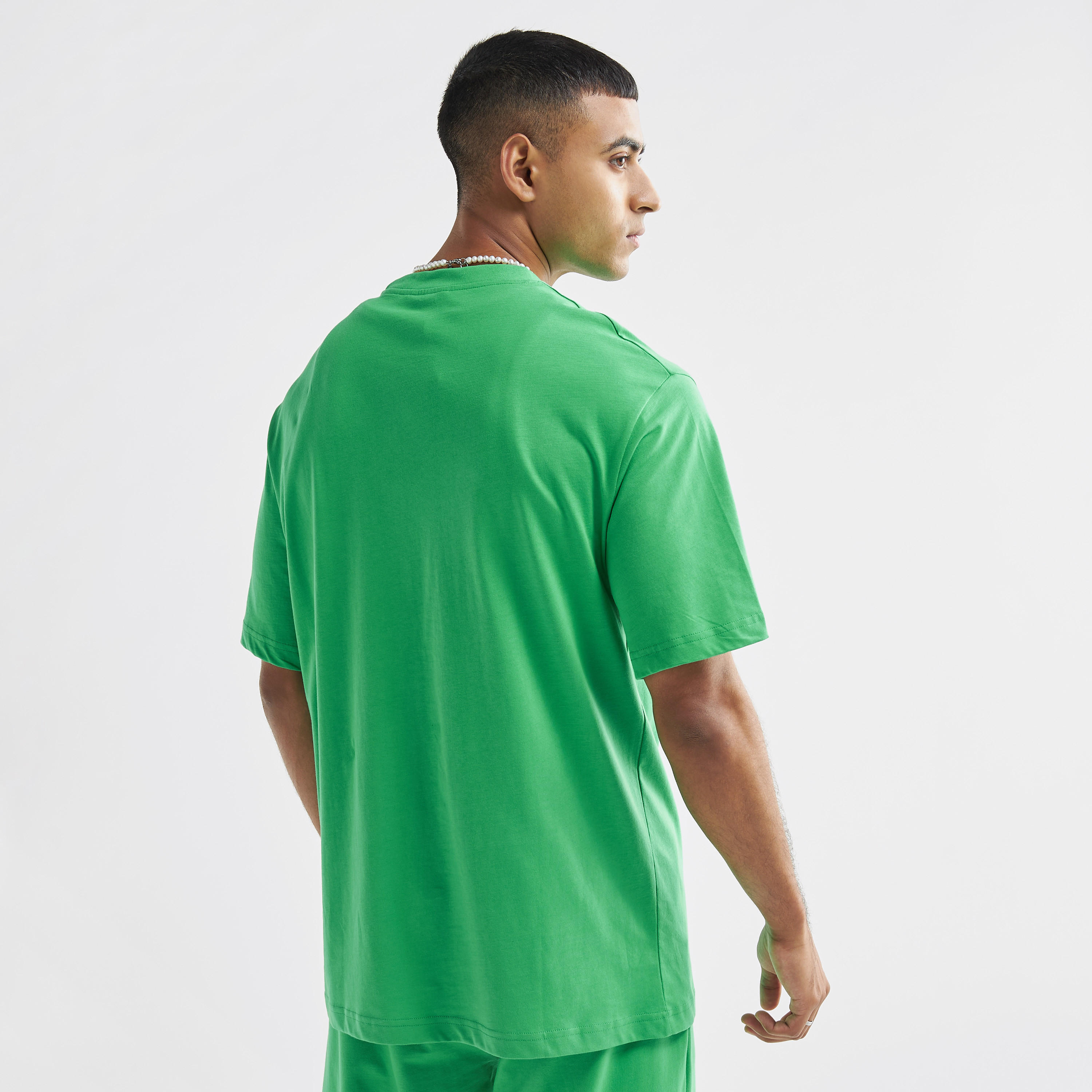 تيشيرت بياقة ضيّقة وأكمام قصيرة وطبعات-men-clothing-tshirtsandpolos-tshirts-image-3
