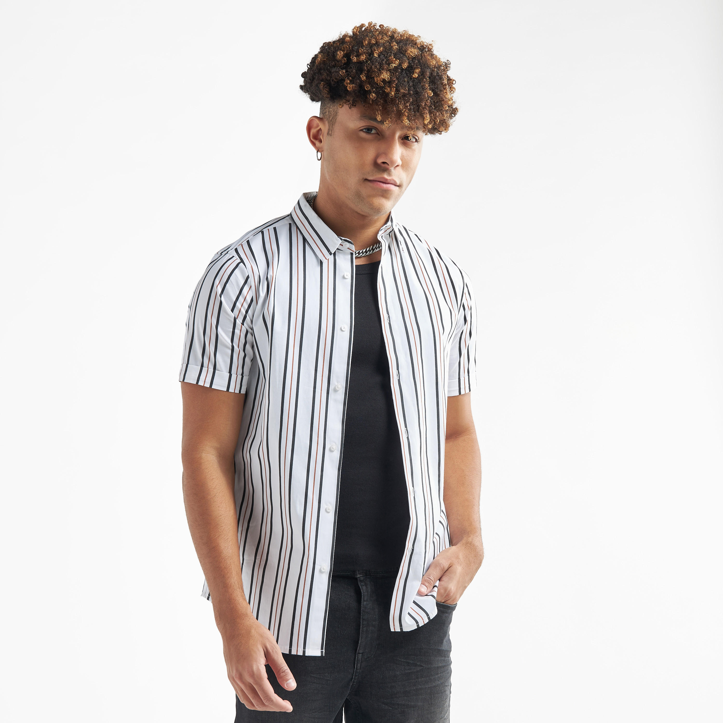 قميص بارز الملمس بأكمام قصيرة-men-clothing-shirts-image-4