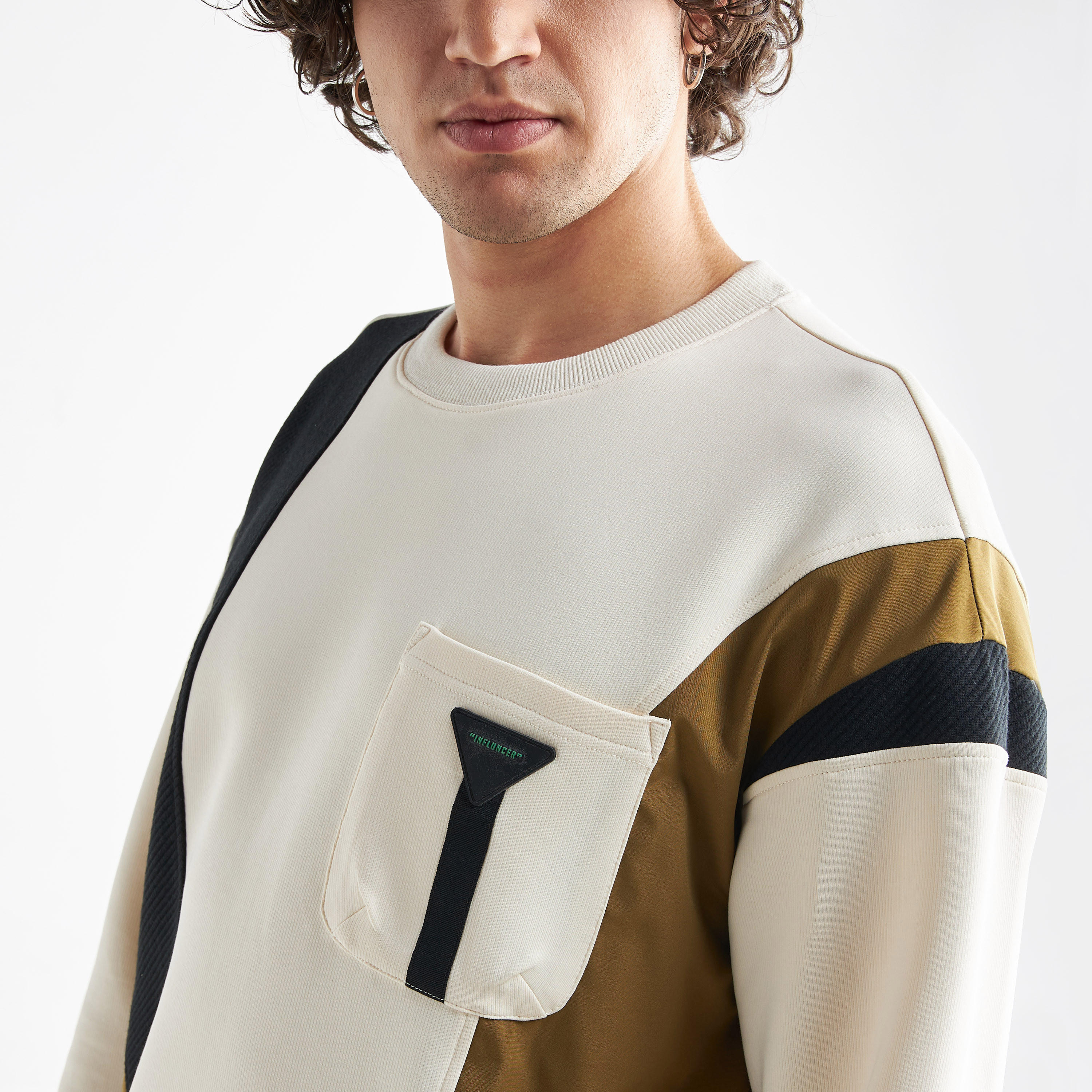 سويت شيرت بجيب وأكمام طويلة-men-winterwear-hoodiesandsweatshirts-image-4