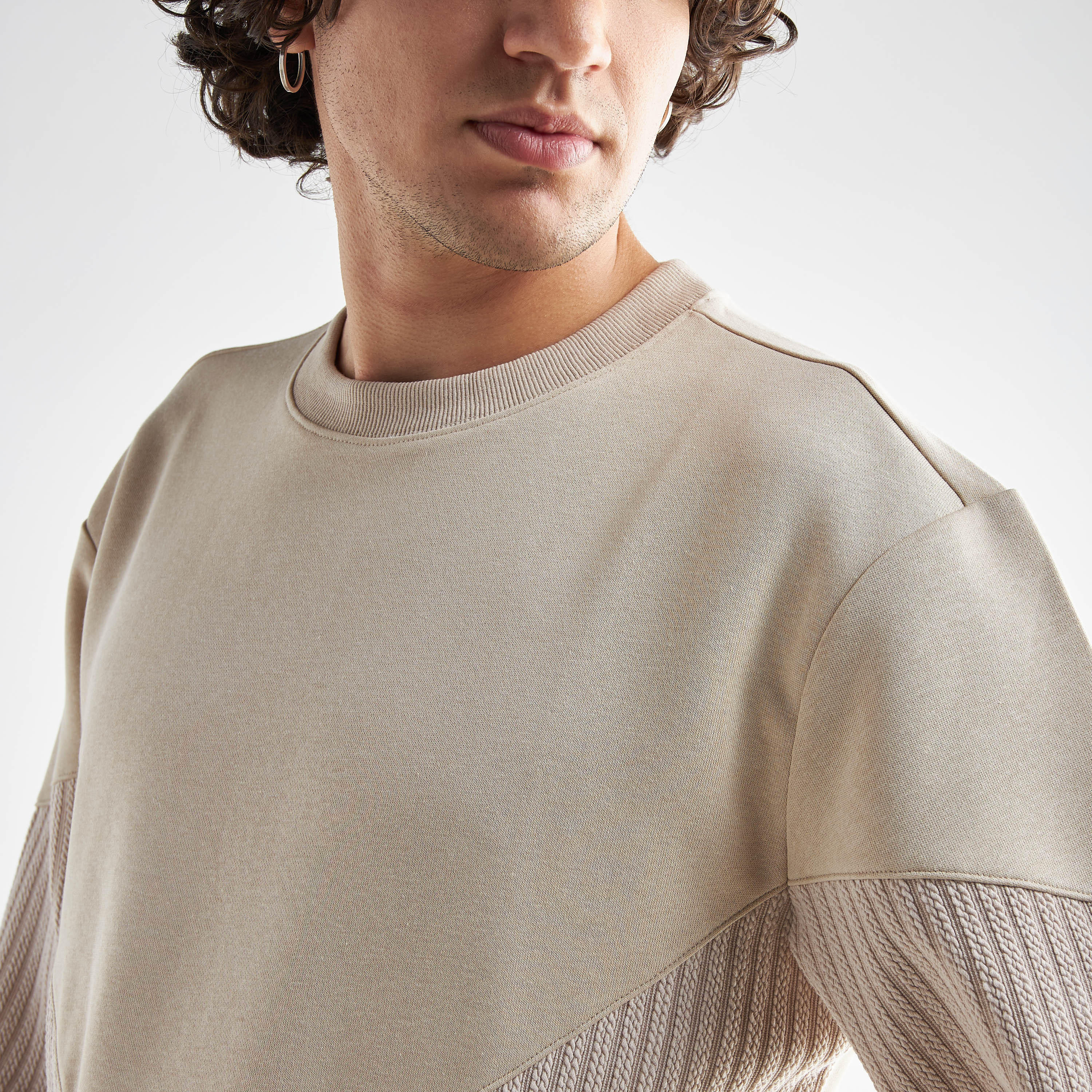 سويت شيرت بأكمام طويلة-men-winterwear-hoodiesandsweatshirts-image-2
