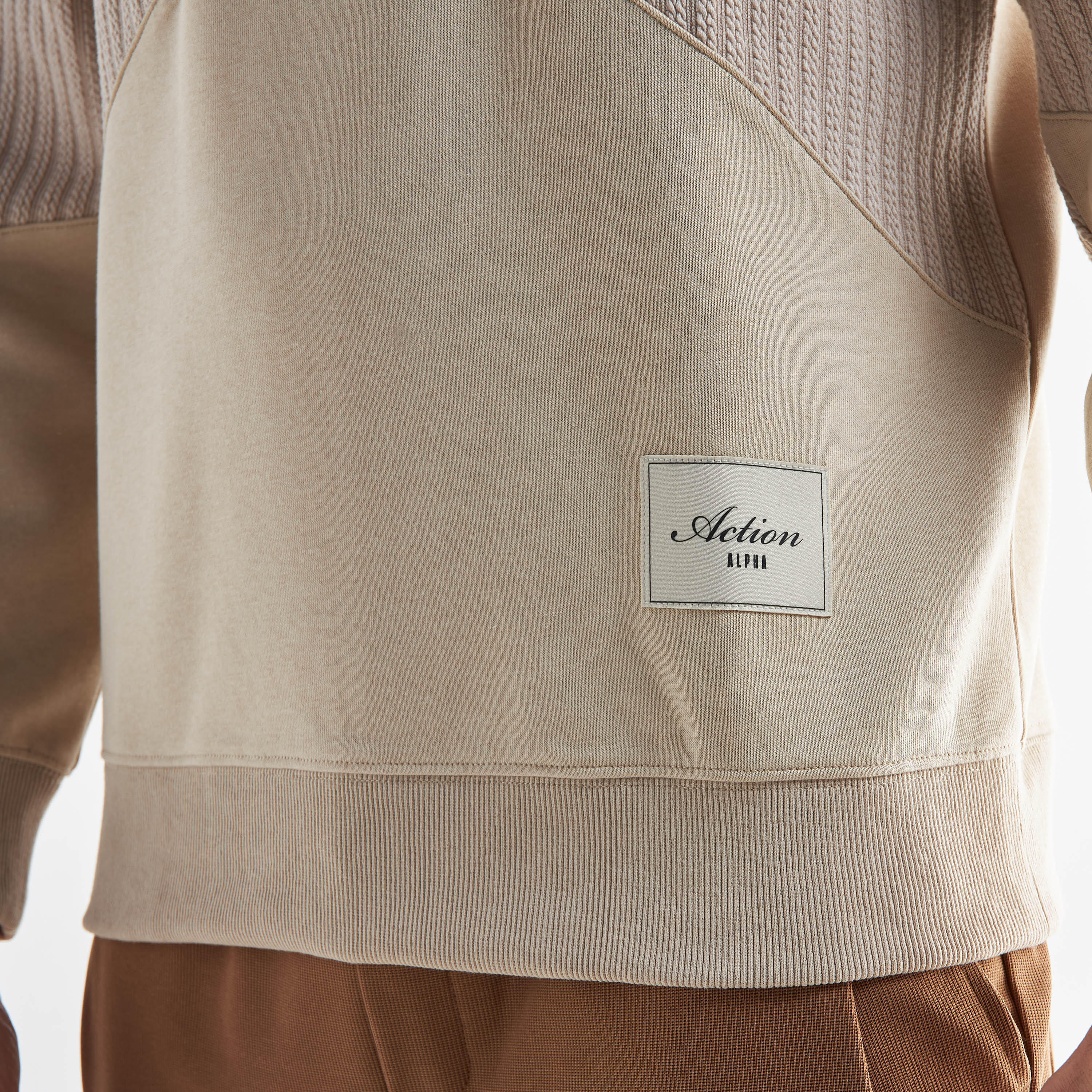 سويت شيرت بأكمام طويلة-men-winterwear-hoodiesandsweatshirts-image-1