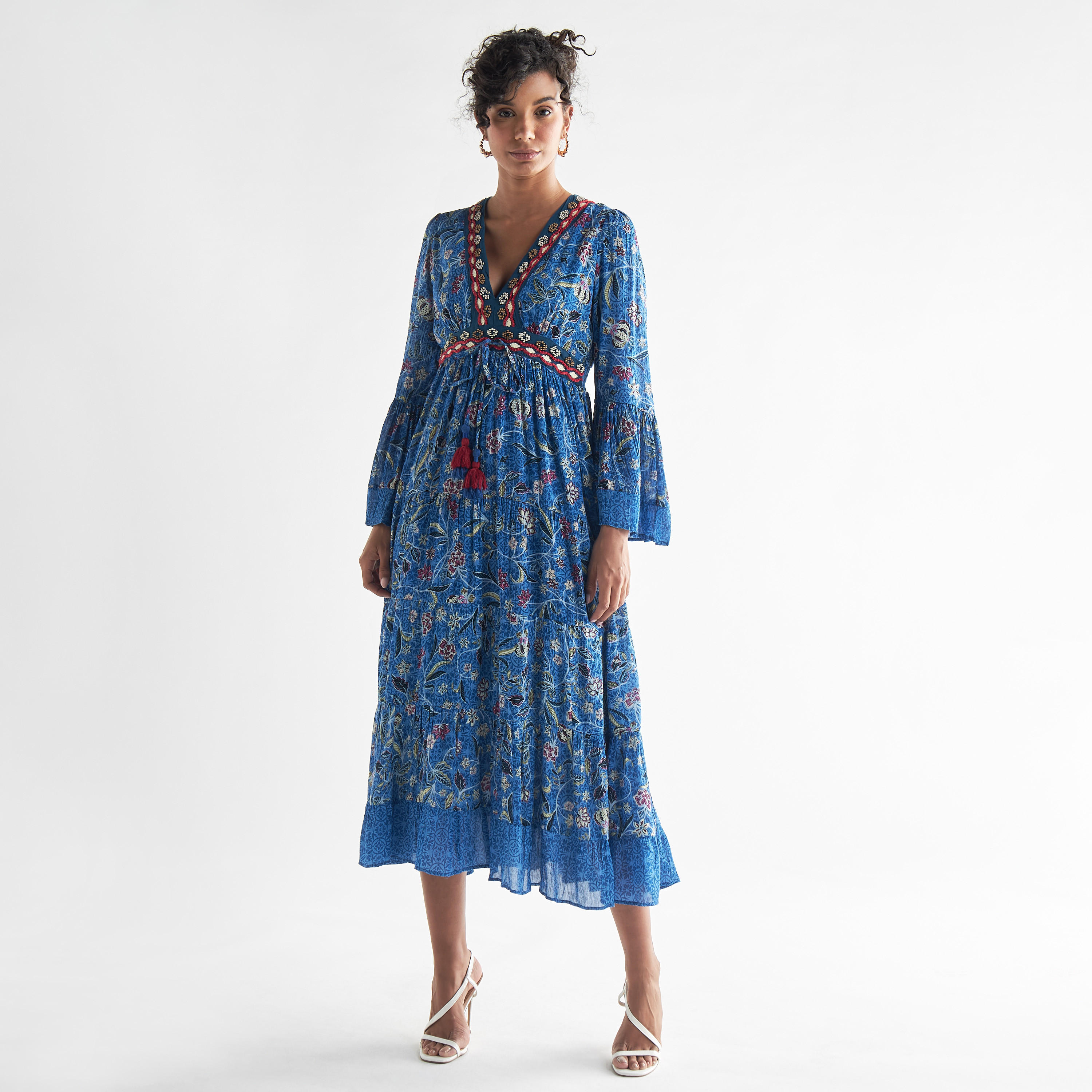 فستان بياقة V وطبعات أزهار وأكمام جرس-women-clothing-dresses-image-3