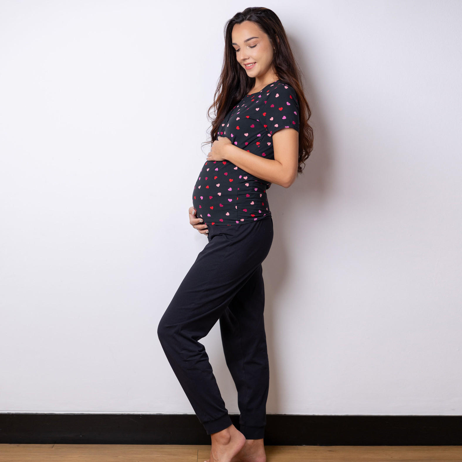 طقم بنطلون بيجاما وبلوزة للحوامل بطبعات من آدارايا-women-clothing-maternity-nightwear-image-1