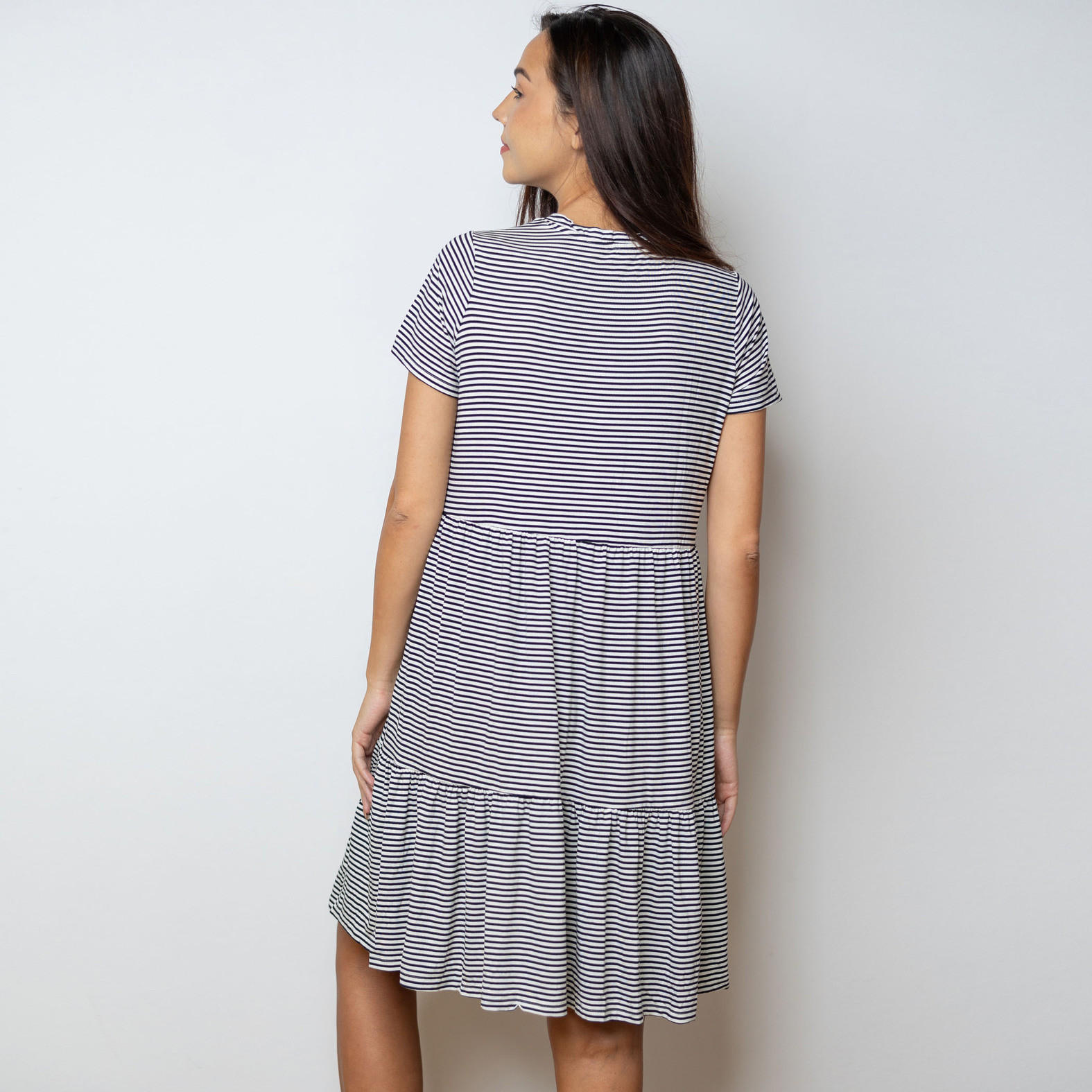 قميص نوم للحوامل مخطط بأكمام قصيرة من آدارايا-women-clothing-maternity-nightwear-image-3