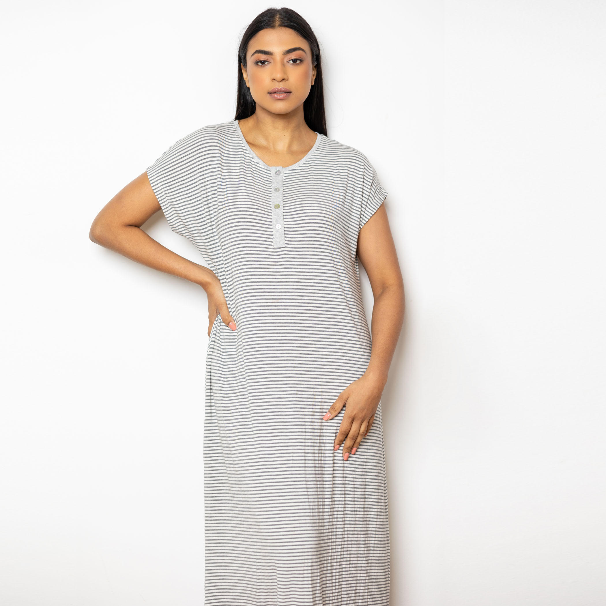 ثوب نوم مقلّم من أدارايا-women-clothing-nightwear-nighties-image-1
