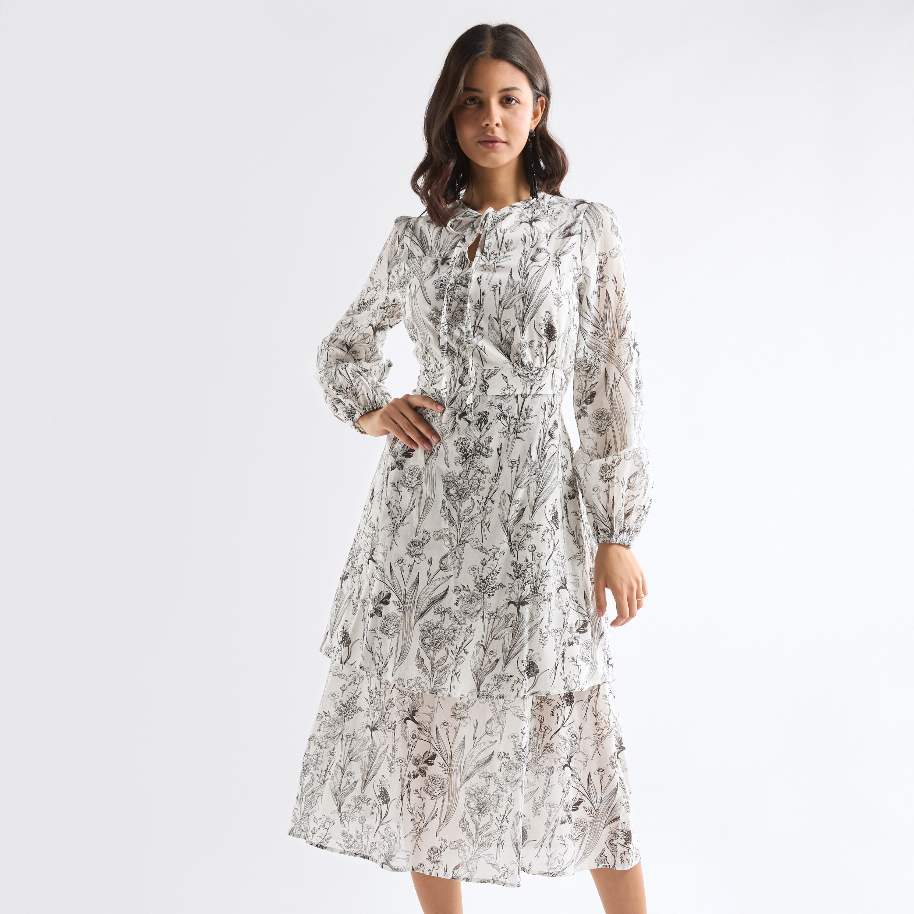 فستان بأكمام طويلة وأربطة بطبعات زهرية-women-clothing-dresses-image-1