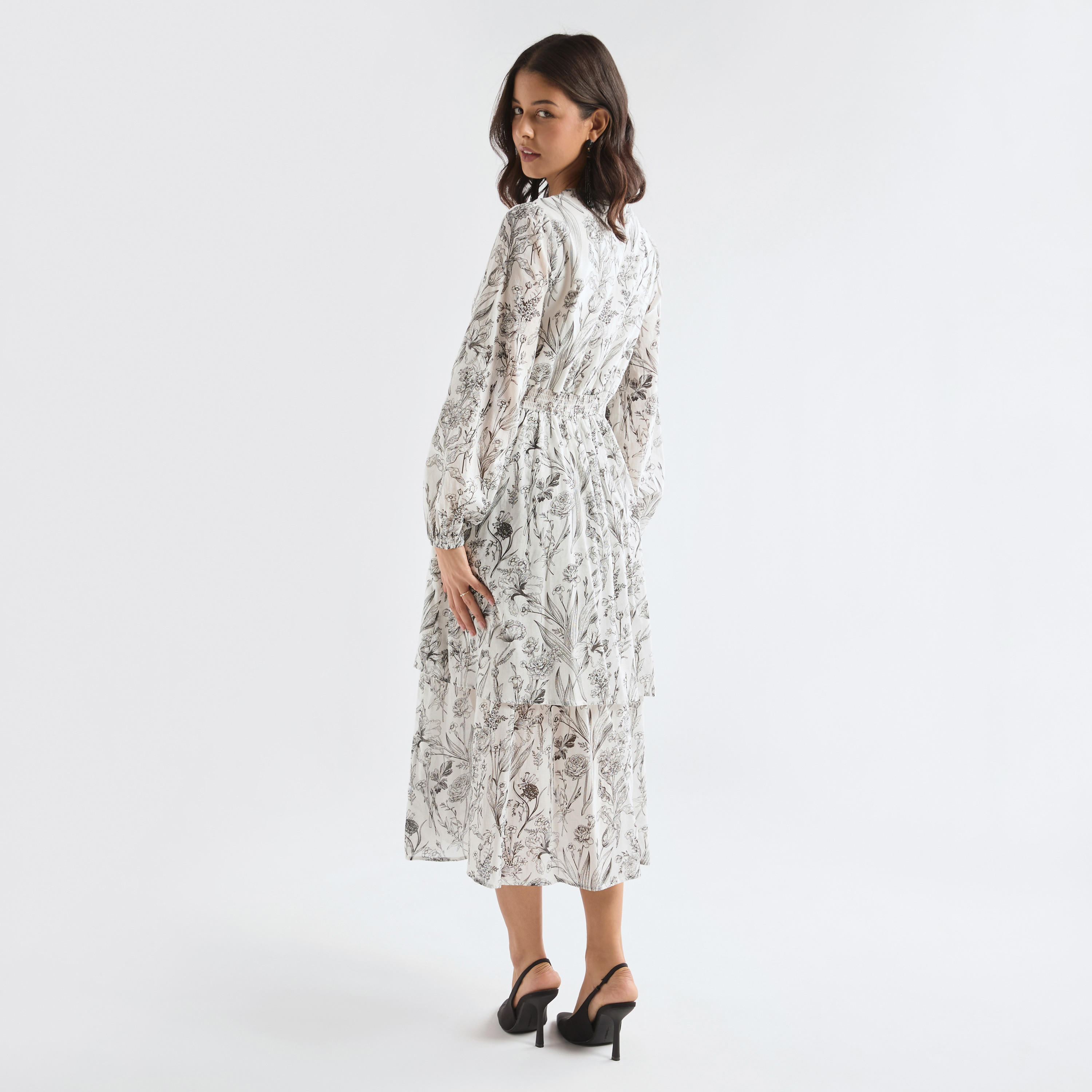 فستان بأكمام طويلة وأربطة بطبعات زهرية-women-clothing-dresses-image-3