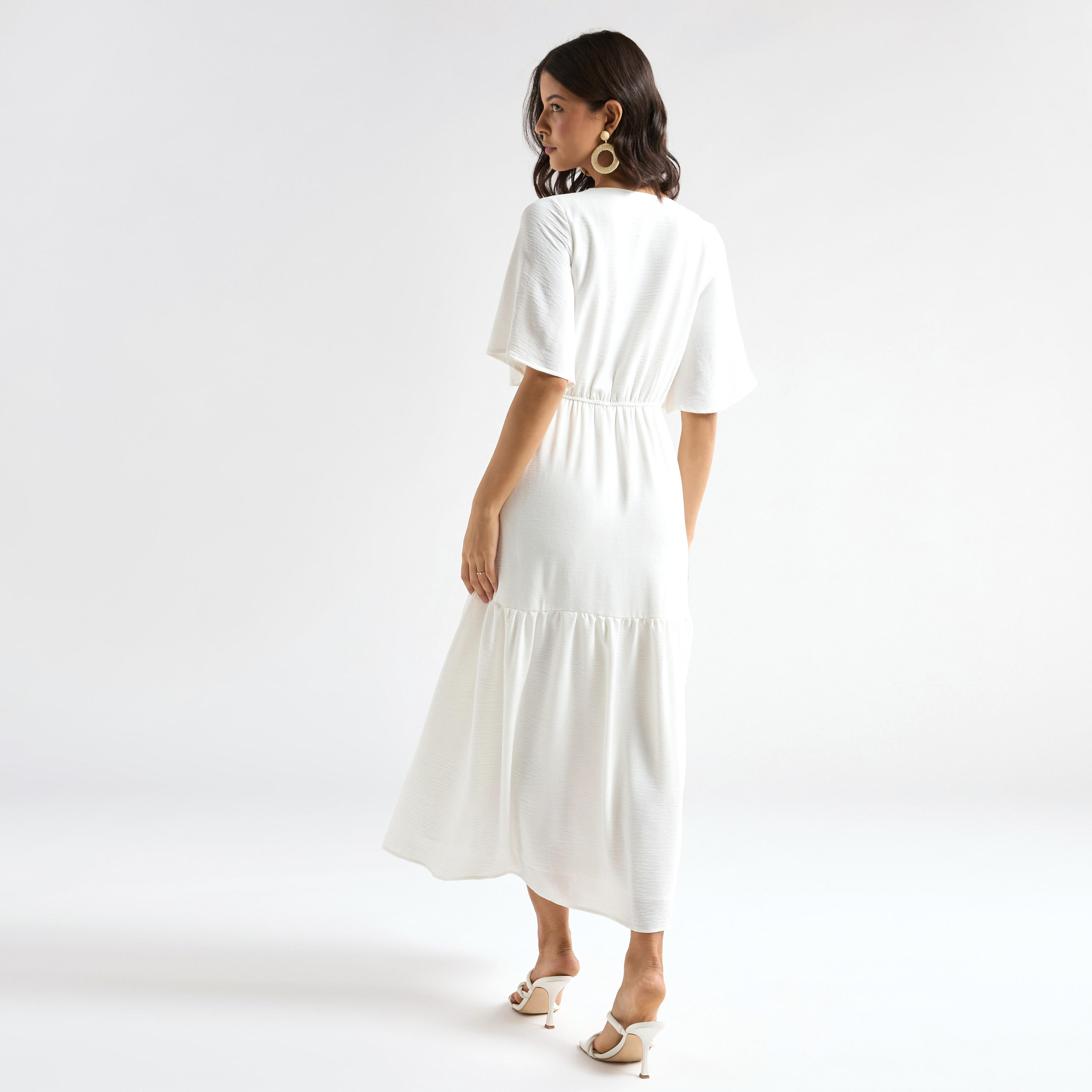 Textured V-neck Maxi Dress with Short Sleeves and Lace Detail-women-clothing-dresses-image-3