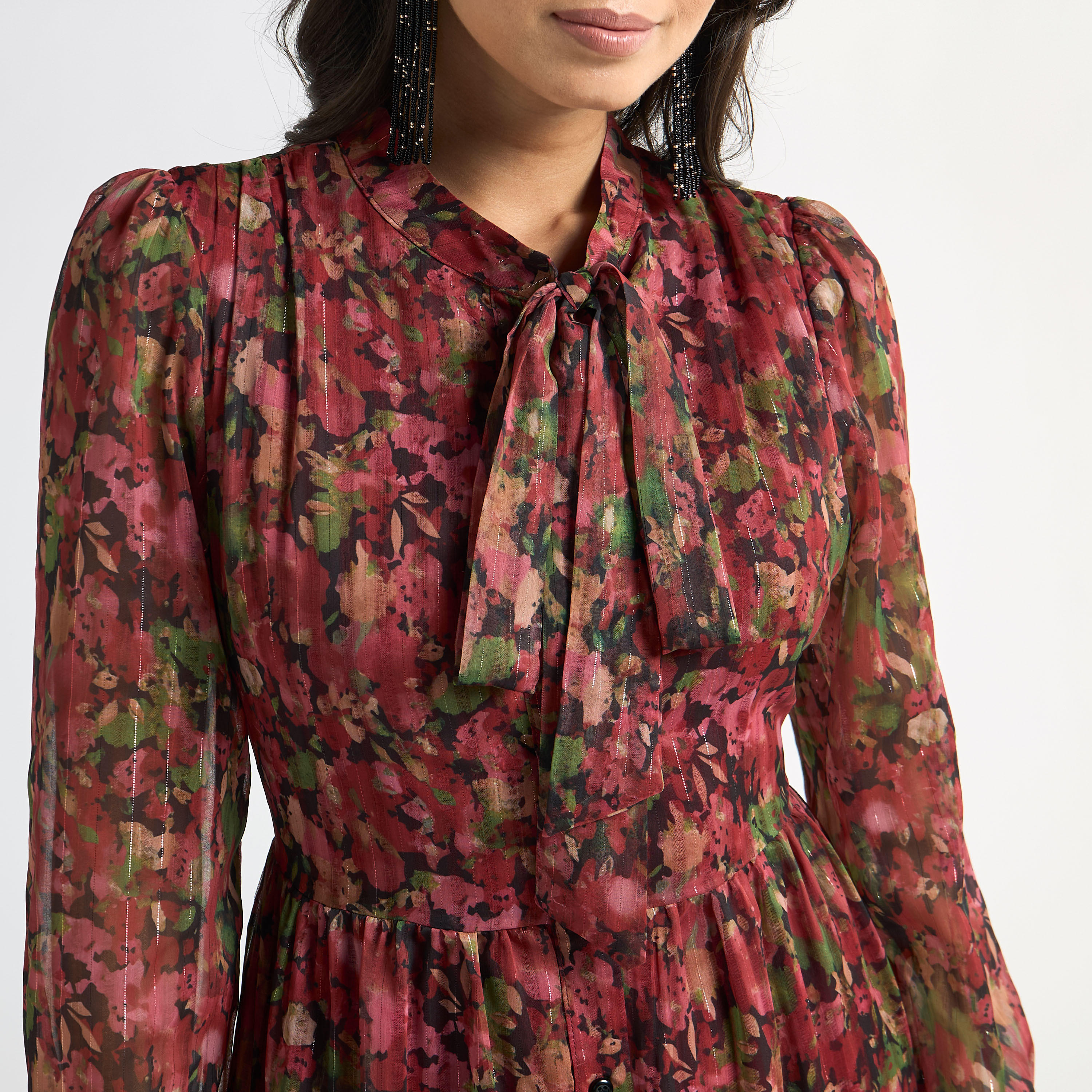 فستان متعدد الطبقات بياقة فيونكة وطبعات زهور وأكمام طويلة-women-clothing-dresses-image-4