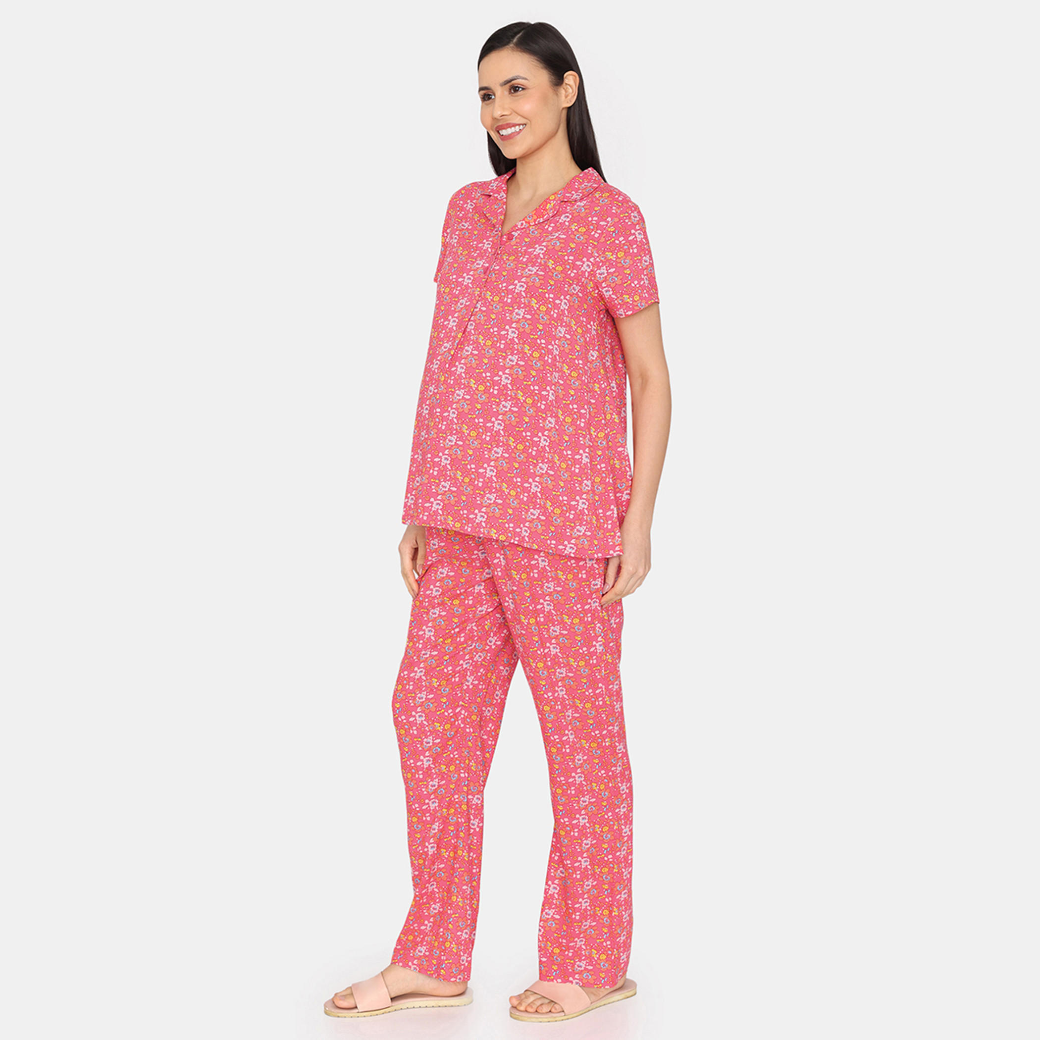 طقم للحوامل بنطلون بيجاما وتيشيرت بطبعات زهرية من زيفامي-women-clothing-maternity-nightwear-image-8