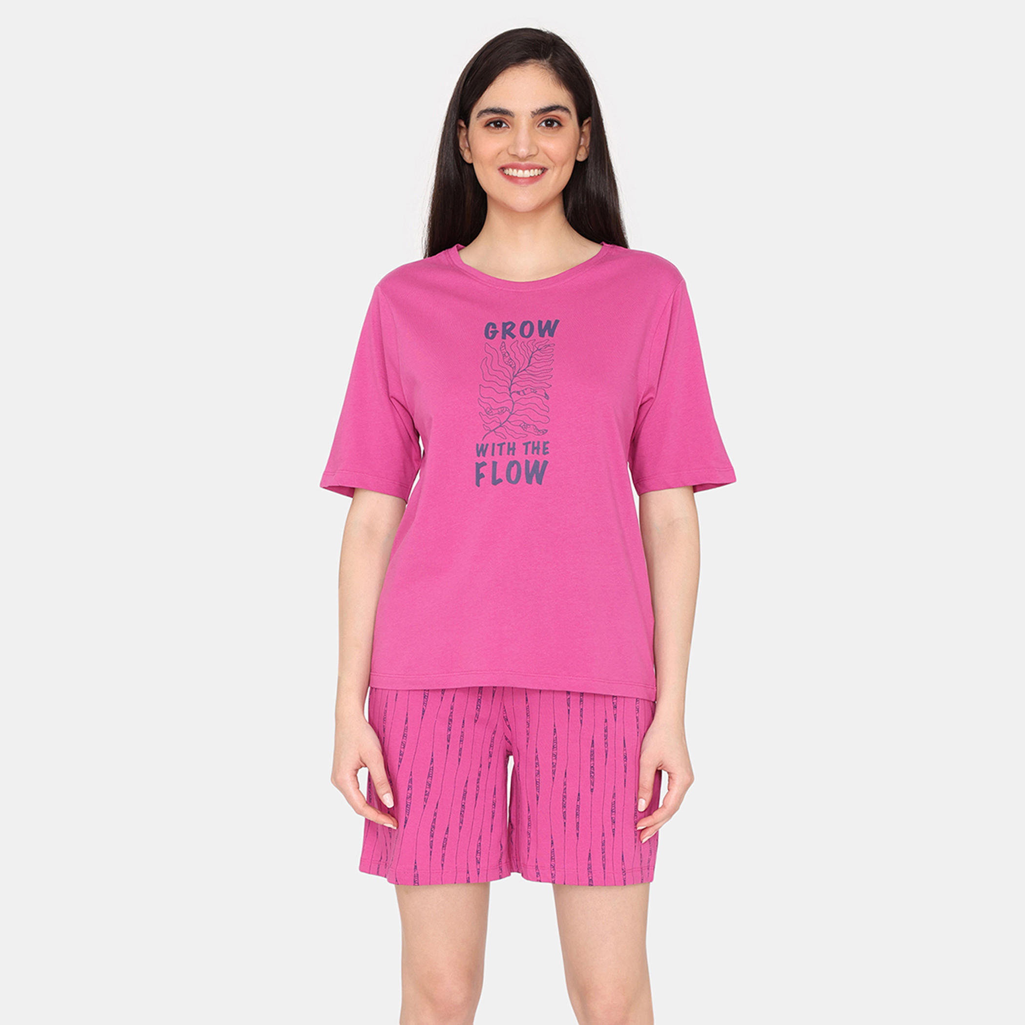 طقم شورت وتيشيرت 3 قطع بطبعات من زيفامي-women-clothing-nightwear-pyjamas-shortsets-image-6