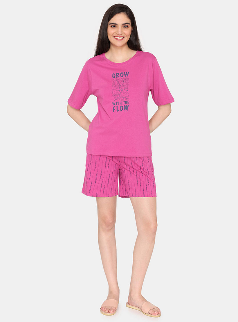 طقم شورت وتيشيرت 3 قطع بطبعات من زيفامي-women-clothing-nightwear-pyjamas-shortsets-image-3