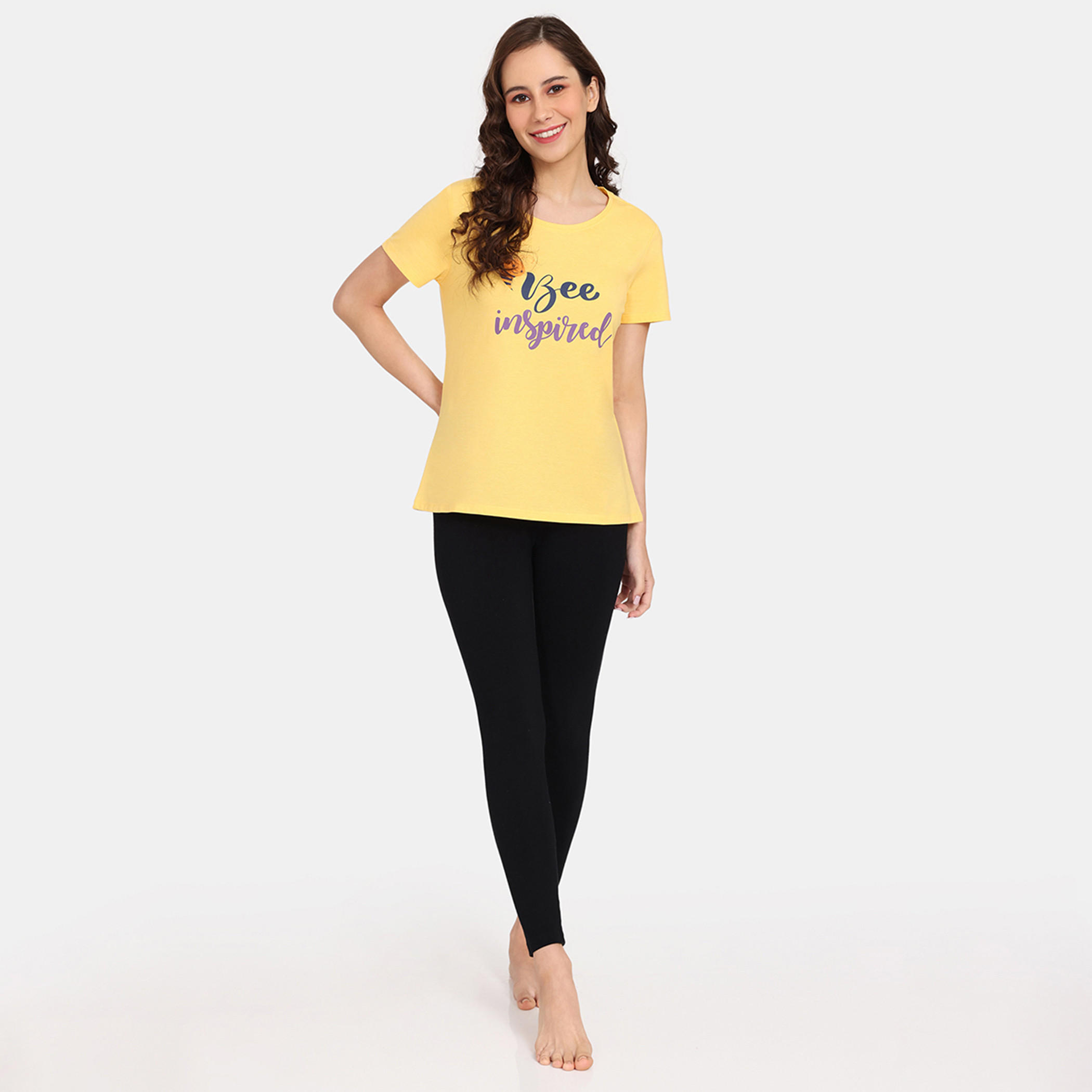 تيشيرتات بأكمام قصيرة وطبعات من زيفامي - طقم من قطعتين-women-clothing-nightwear-pyjamas-tops-image-2