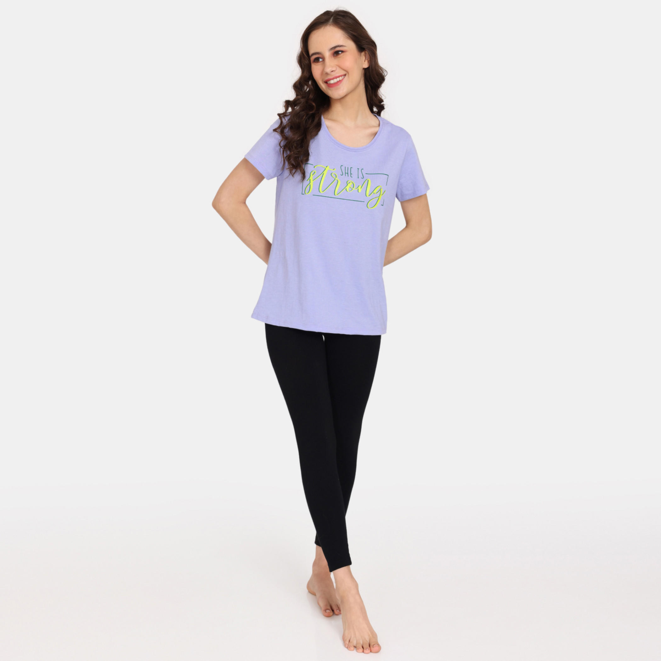 تيشيرتات بأكمام قصيرة وطبعات من زيفامي - طقم من قطعتين-women-clothing-nightwear-pyjamas-tops-image-7