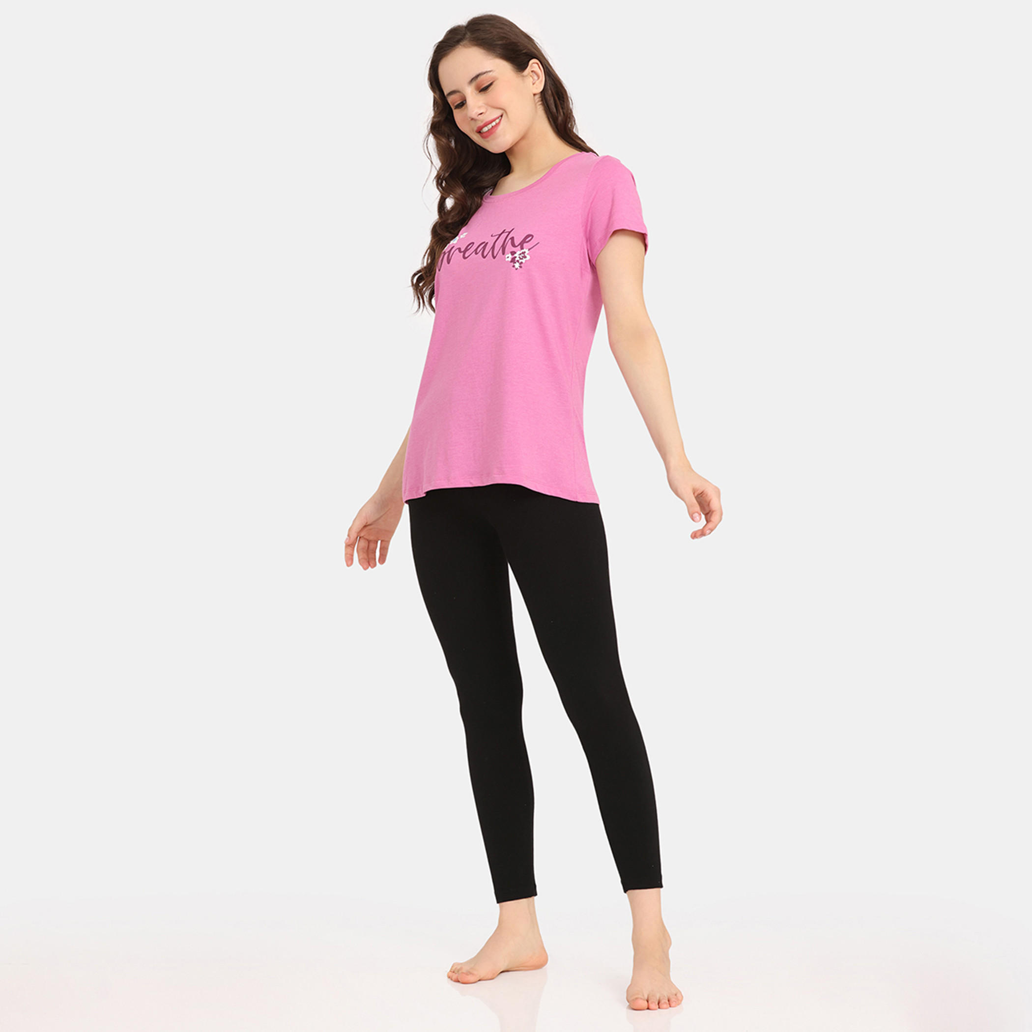 تيشيرتات بأكمام قصيرة وطبعات من زيفامي - طقم من قطعتين-women-clothing-nightwear-pyjamas-tops-image-18