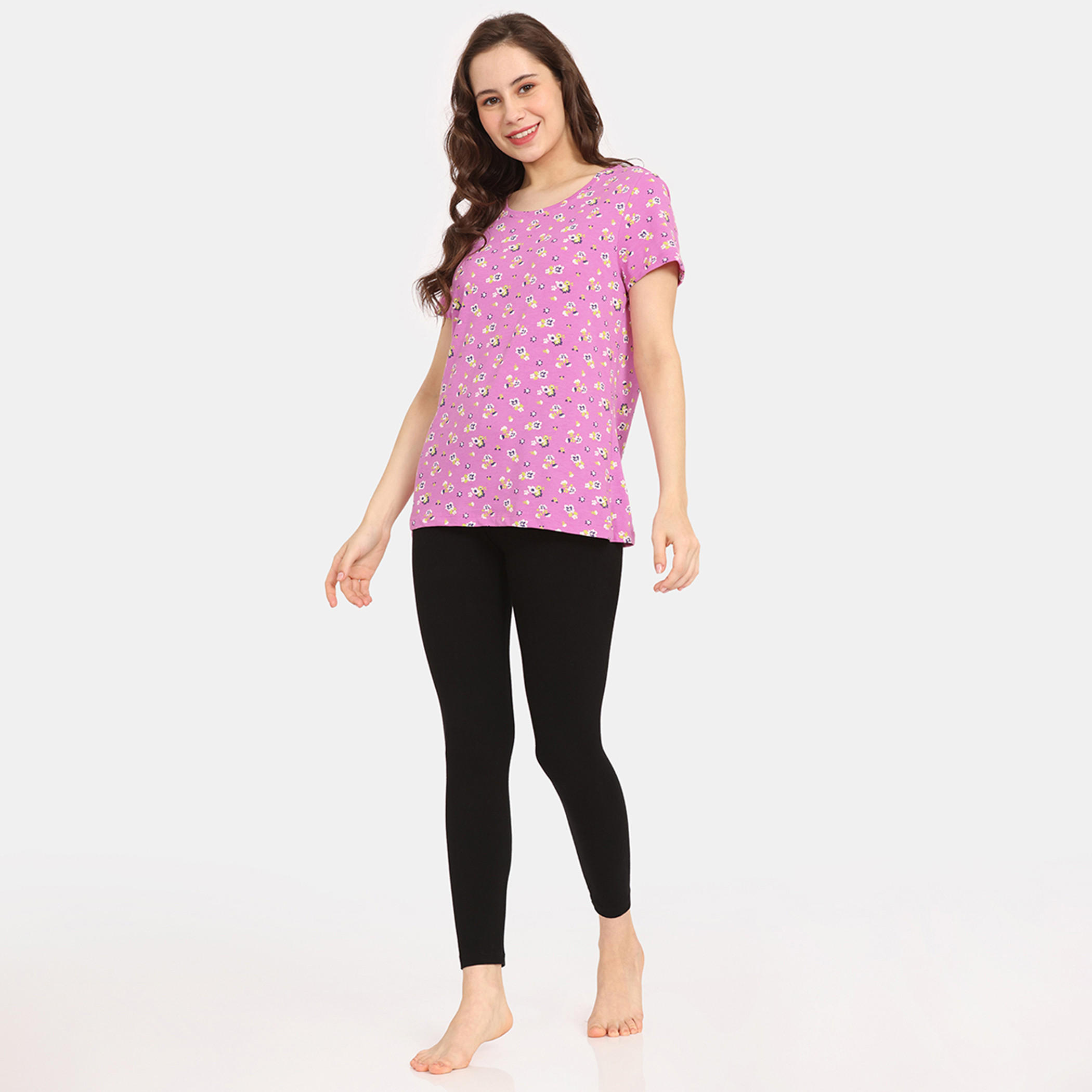تيشيرتات بأكمام قصيرة وطبعات من زيفامي - طقم من قطعتين-women-clothing-nightwear-pyjamas-tops-image-46