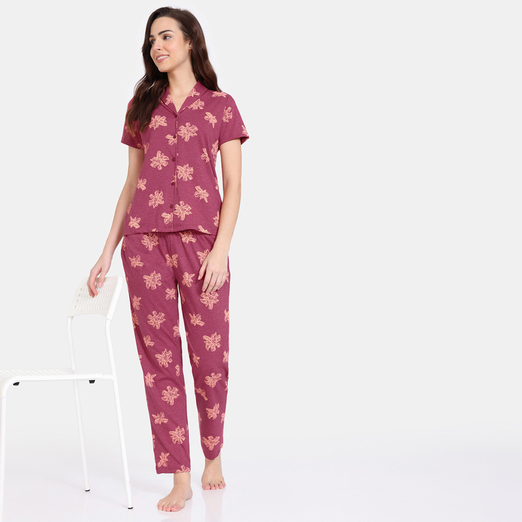 طقم بنطلون بيجاما وقميص بطبعات زهرية من زيفامي-women-clothing-nightwear-pyjamas-longsets-image-4