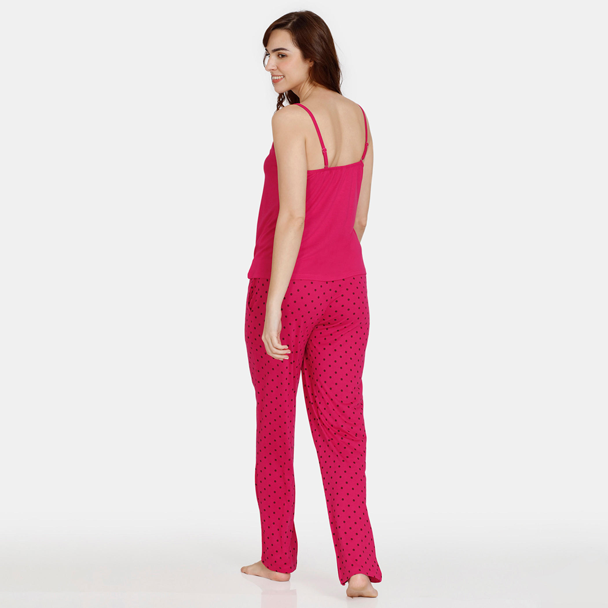 طقم بلوزة دون أكمام وبنطلون بيجاما منقط من زيفامي-women-clothing-nightwear-pyjamas-longsets-image-3