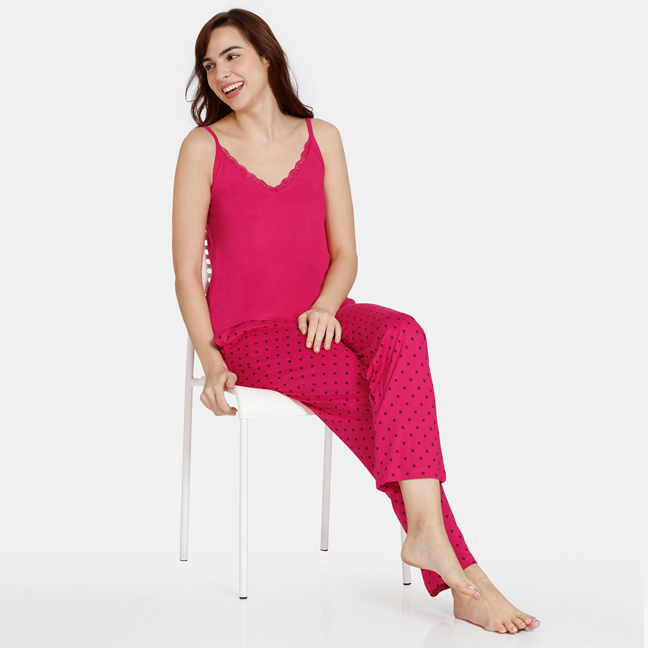 طقم بلوزة دون أكمام وبنطلون بيجاما منقط من زيفامي-women-clothing-nightwear-pyjamas-longsets-image-4