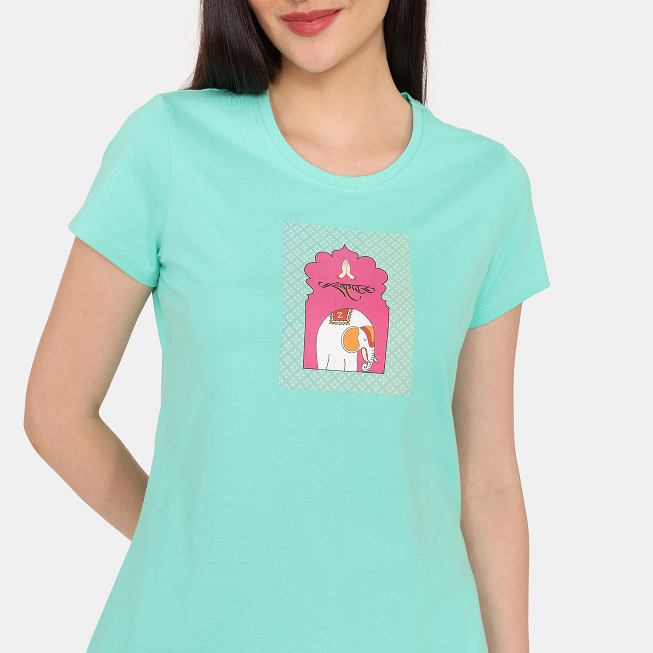 طقم بنطلون بيجاما وتيشيرت بطبعات من زيفامي-women-clothing-nightwear-pyjamas-longsets-image-11