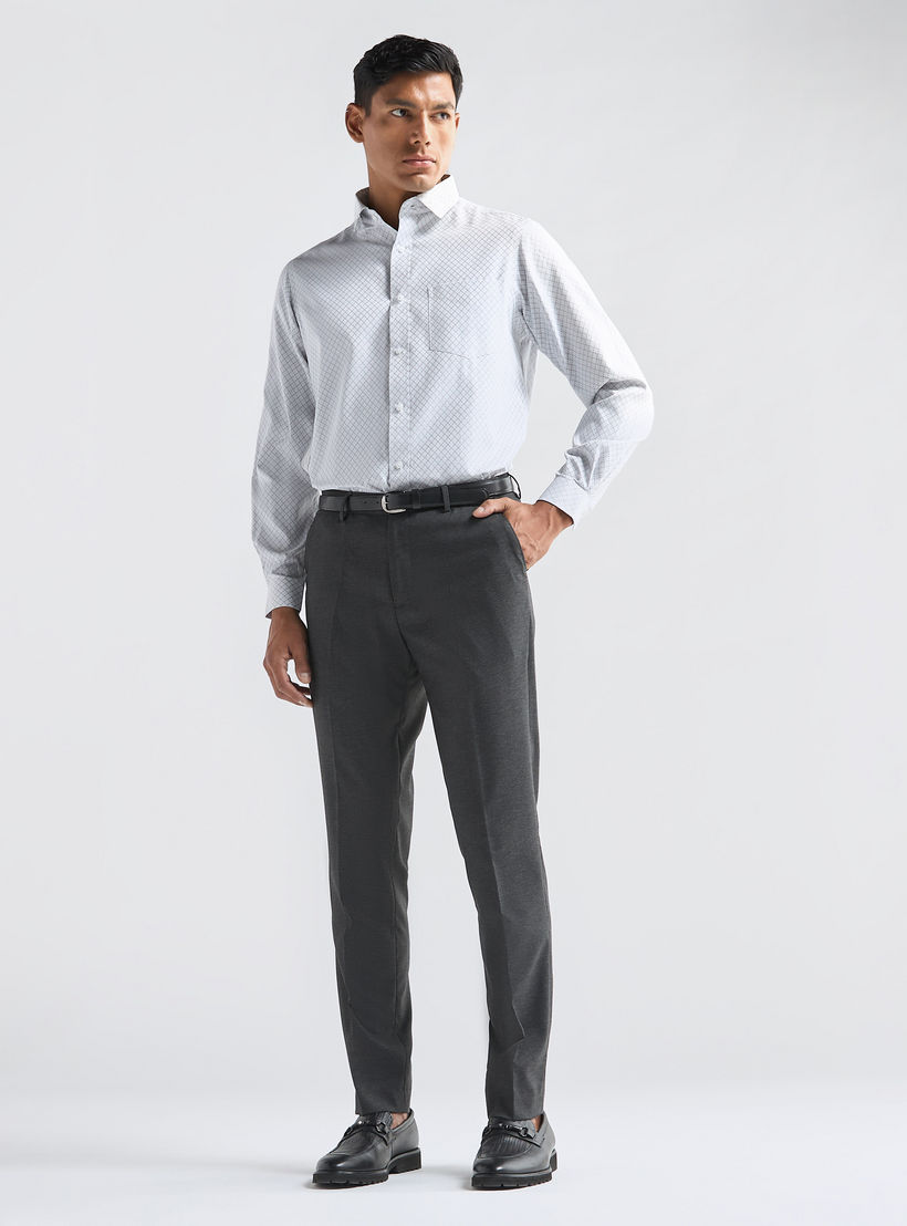 قميص بقصة عادية وأكمام طويلة وطبعات وجيب-men-clothing-shirts-image-2