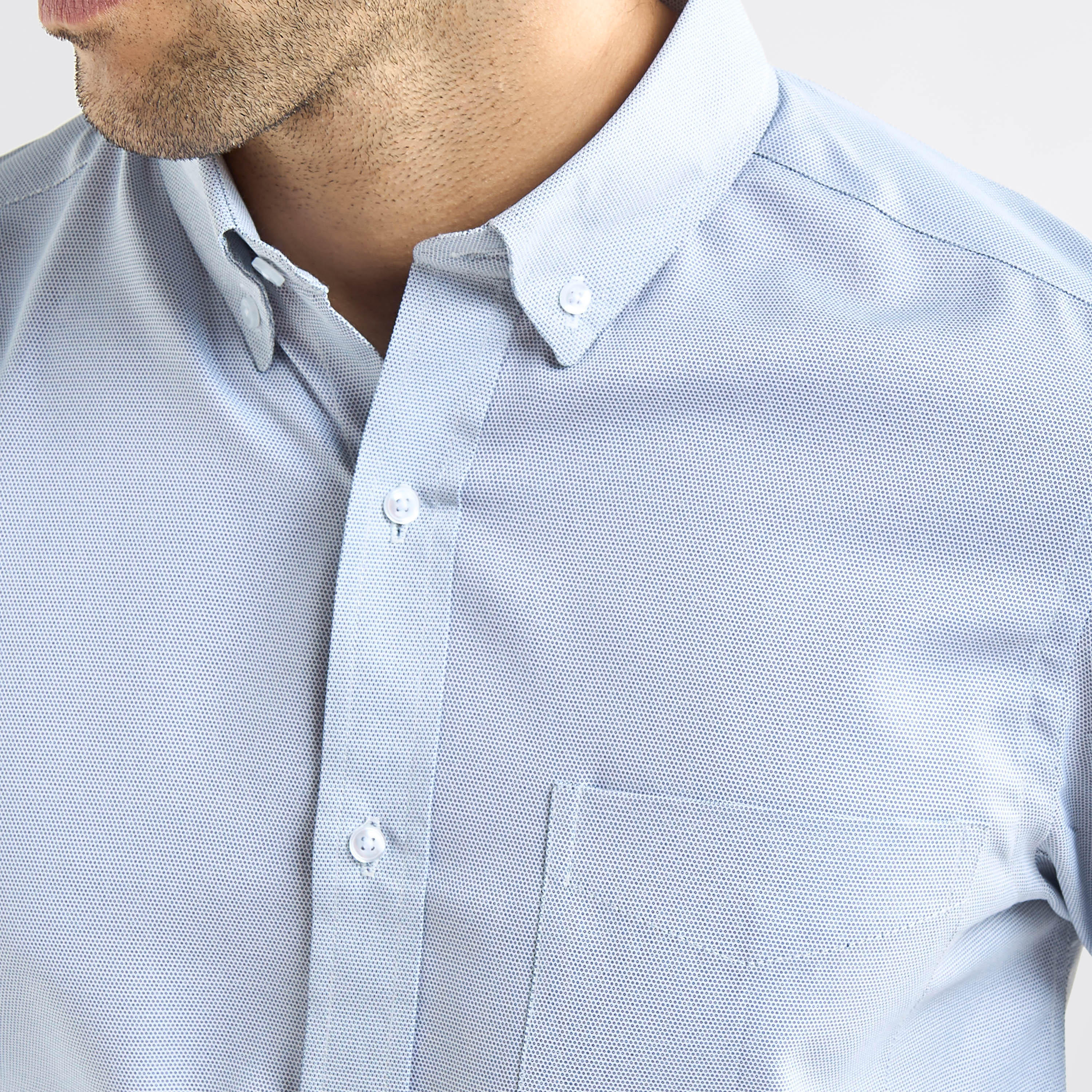 قميص بارز الملمس بقصة عادية وأكمام طويلة وجيب على الصدر-men-clothing-shirts-image-4