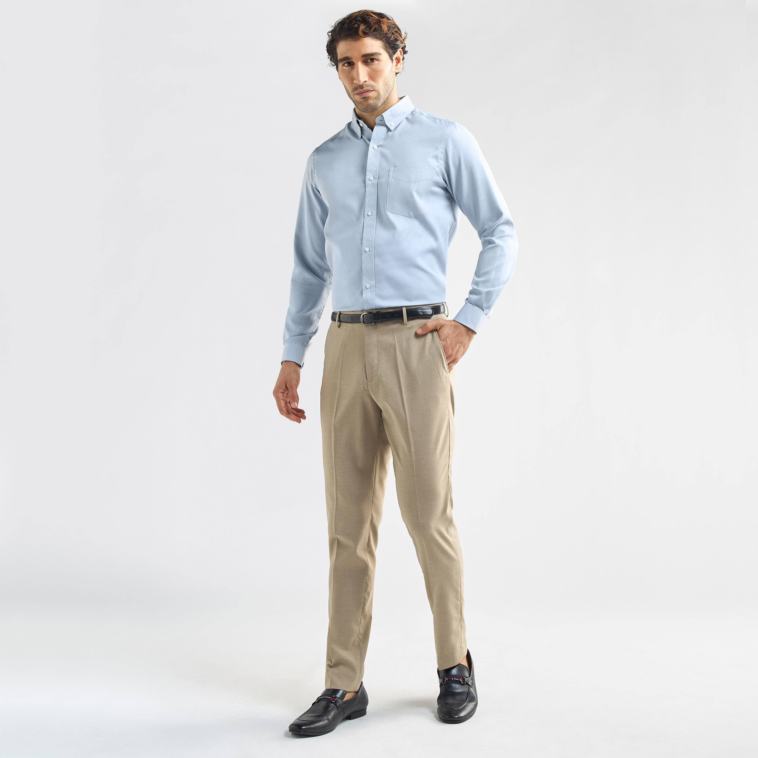 قميص بارز الملمس بقصة عادية وأكمام طويلة وجيب على الصدر-men-clothing-shirts-image-6