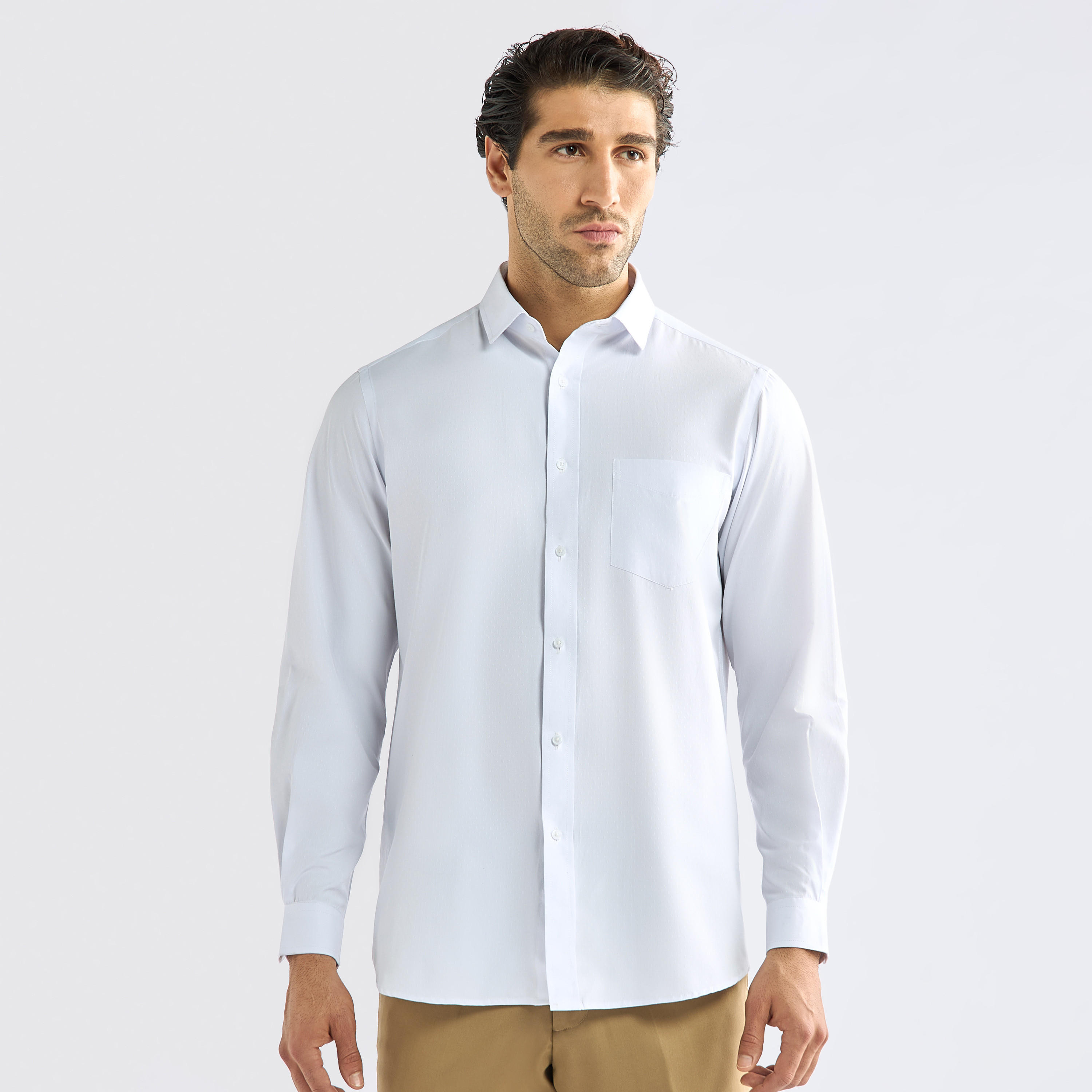 قميص بأكمام طويلة مع جيب على الصدر بقصة عادية-men-clothing-shirts-image-1