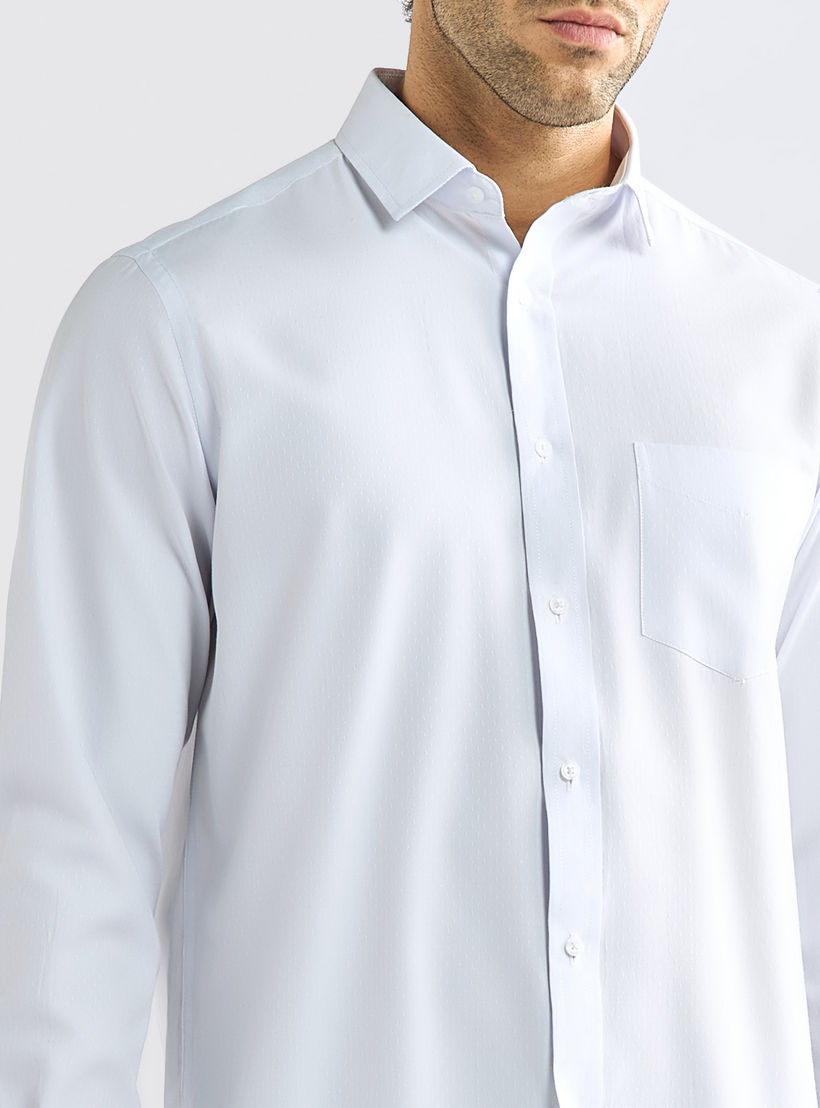 قميص بأكمام طويلة مع جيب على الصدر بقصة عادية-men-clothing-shirts-image-4