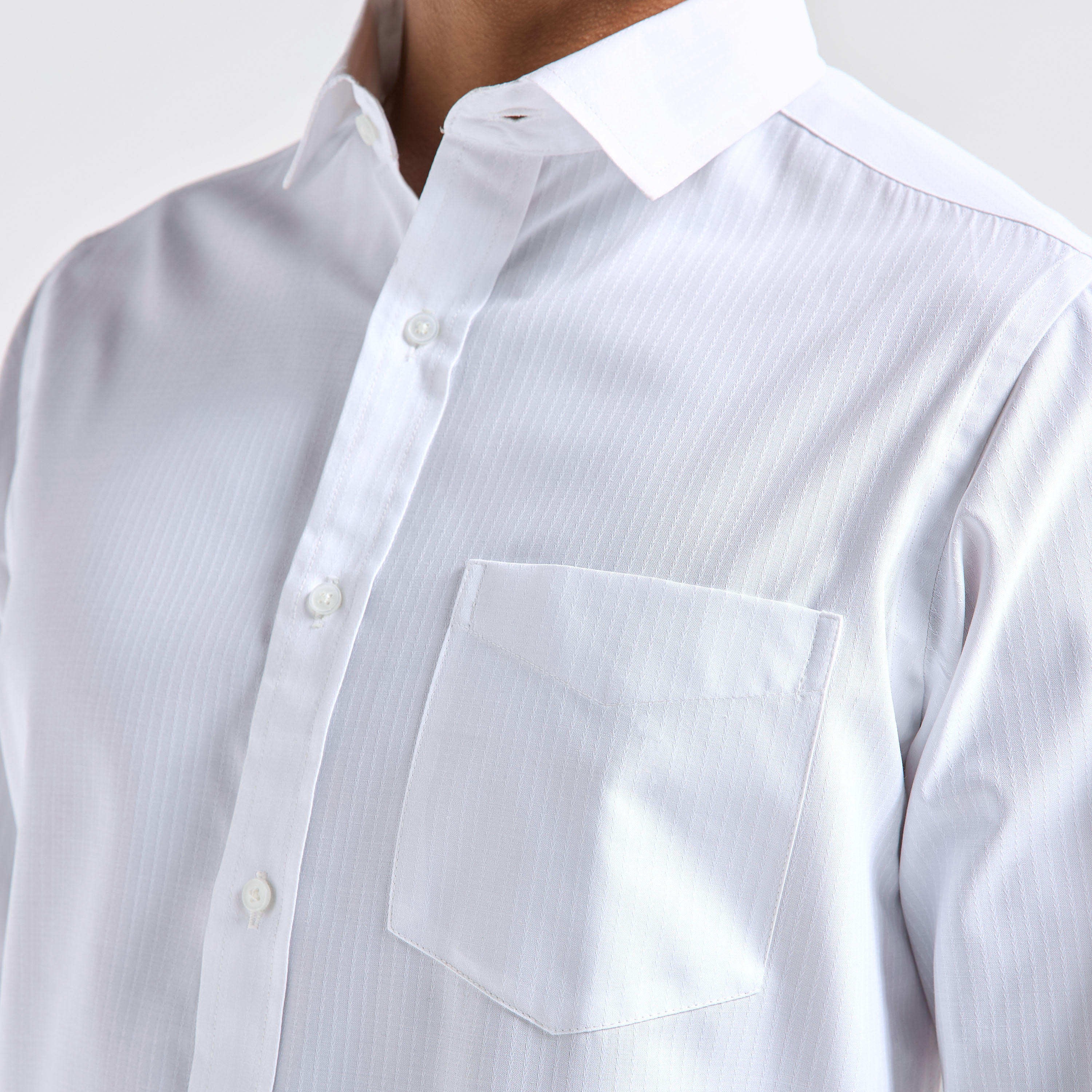 قميص مخطط بجيب وأكمام طويلة وقصة عادية-men-clothing-shirts-image-4