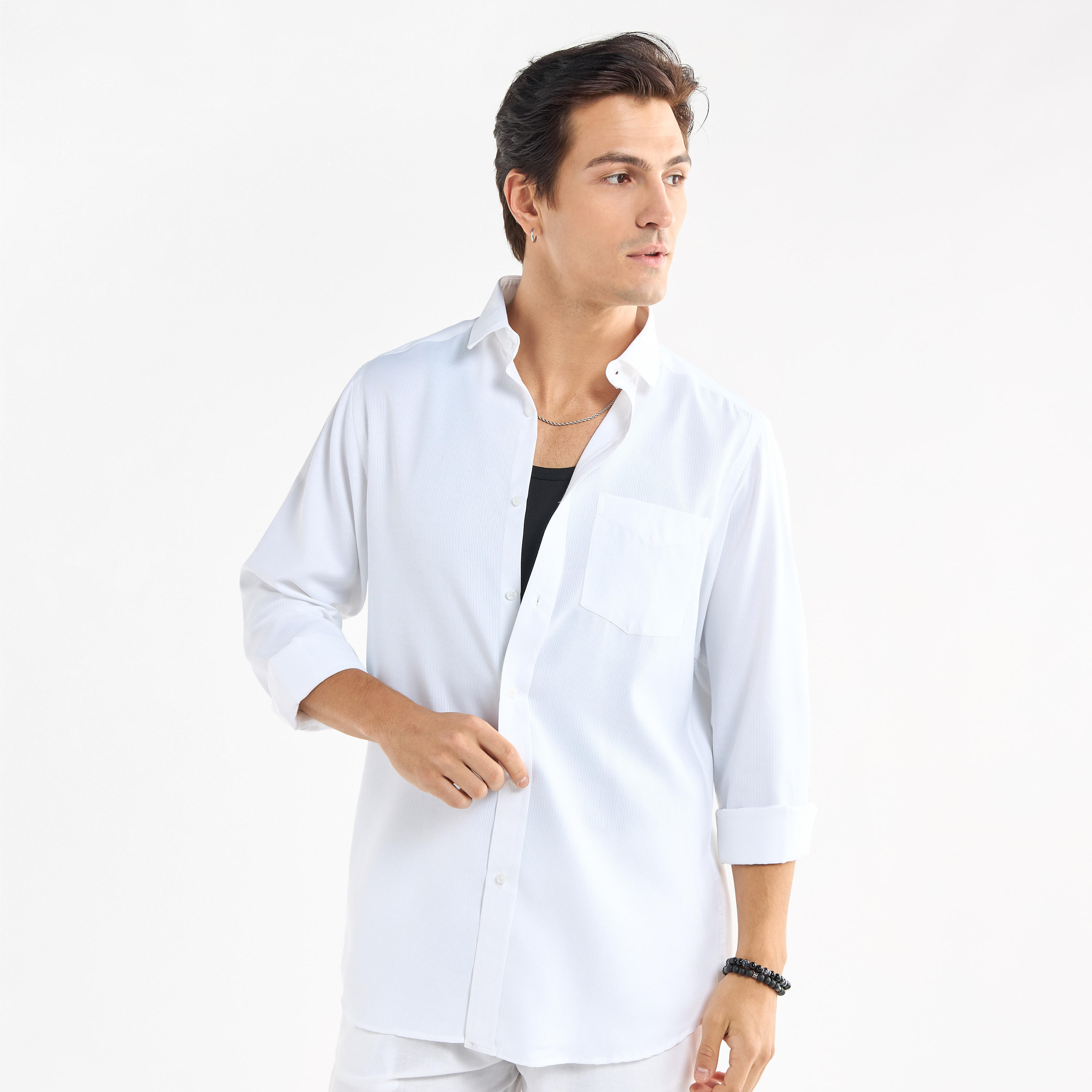 قميص بارز الملمس بأكمام طويلة وجيب-men-clothing-shirts-image-1