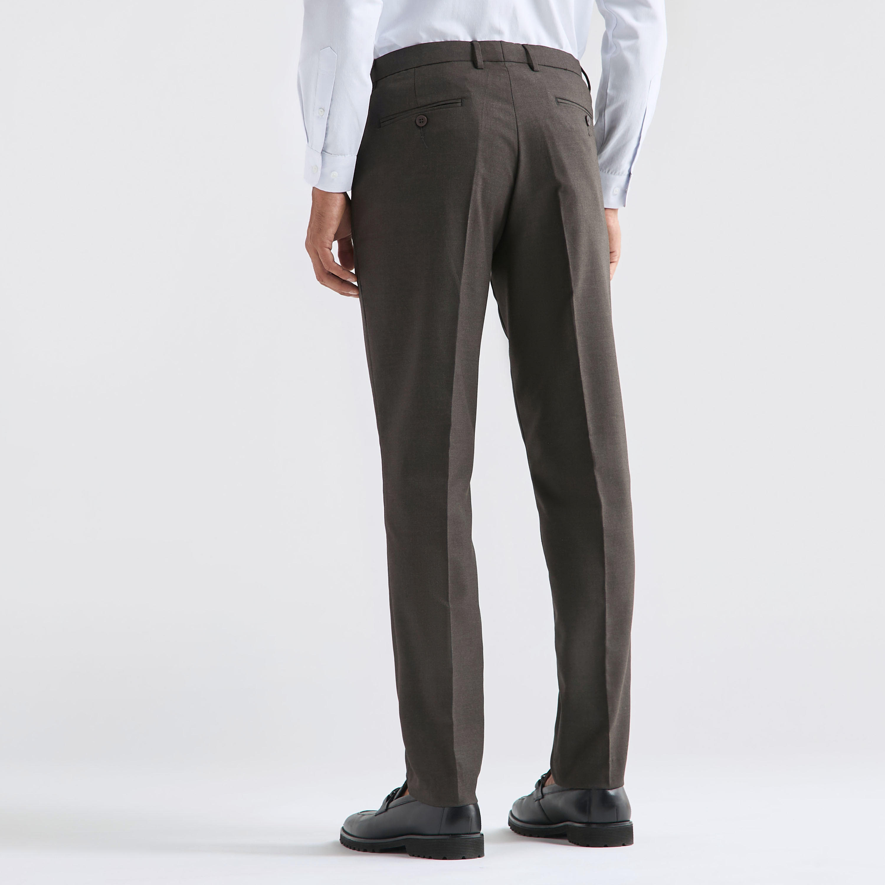بنطلون بارز الملمس بقصة عادية وخصر مرن وجيوب-men-clothing-bottoms-trousersandchinos-trousers-image-3