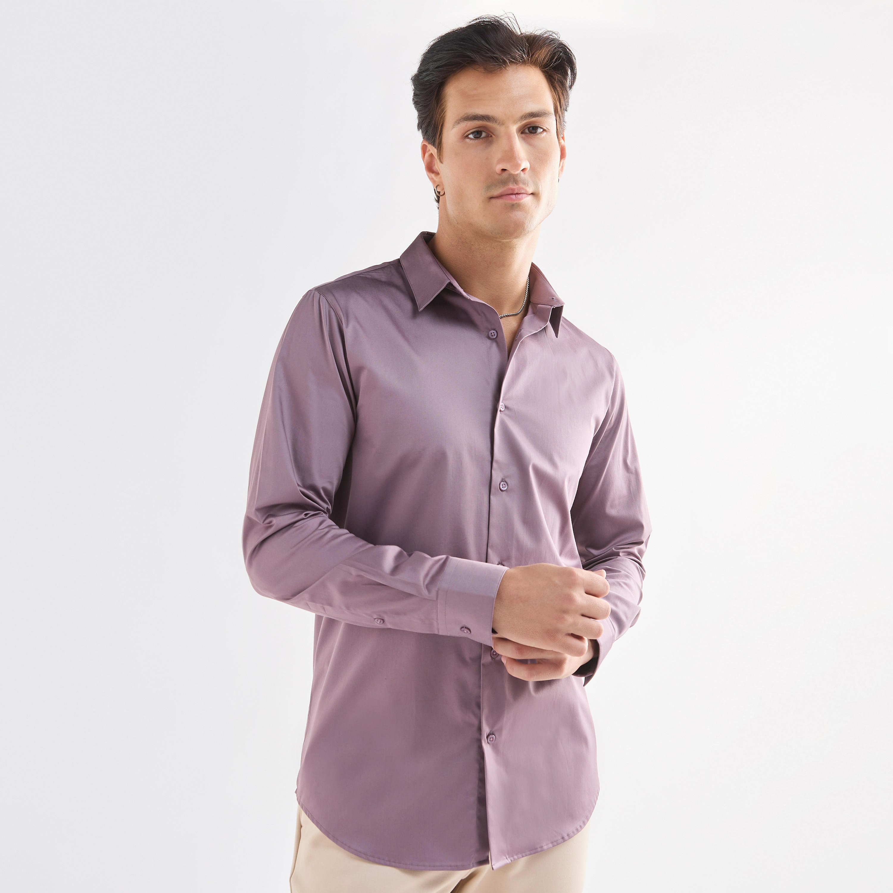 قميص بقصّة عادية وأكمام طويلة-men-clothing-shirts-image-1