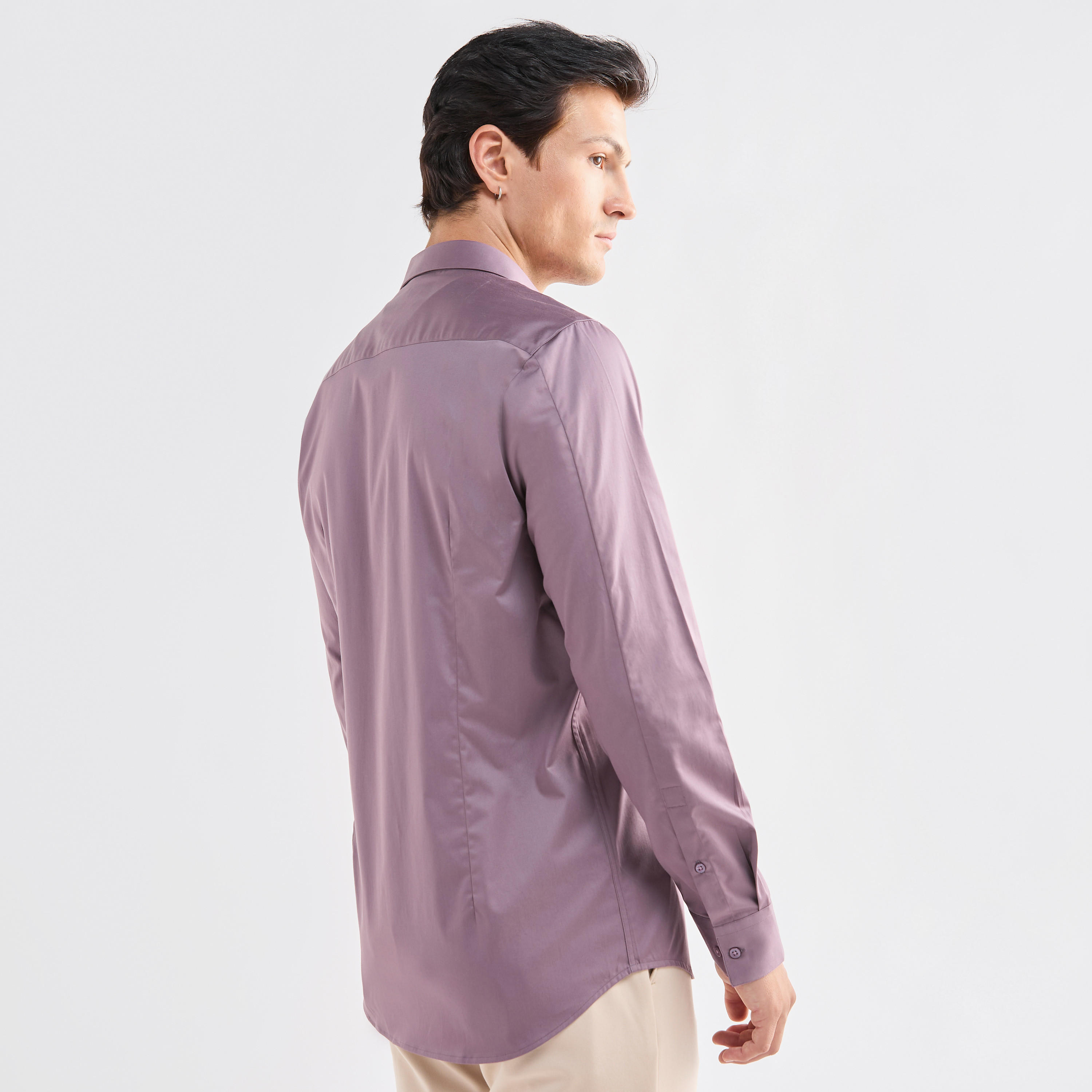 قميص بقصّة عادية وأكمام طويلة-men-clothing-shirts-image-3